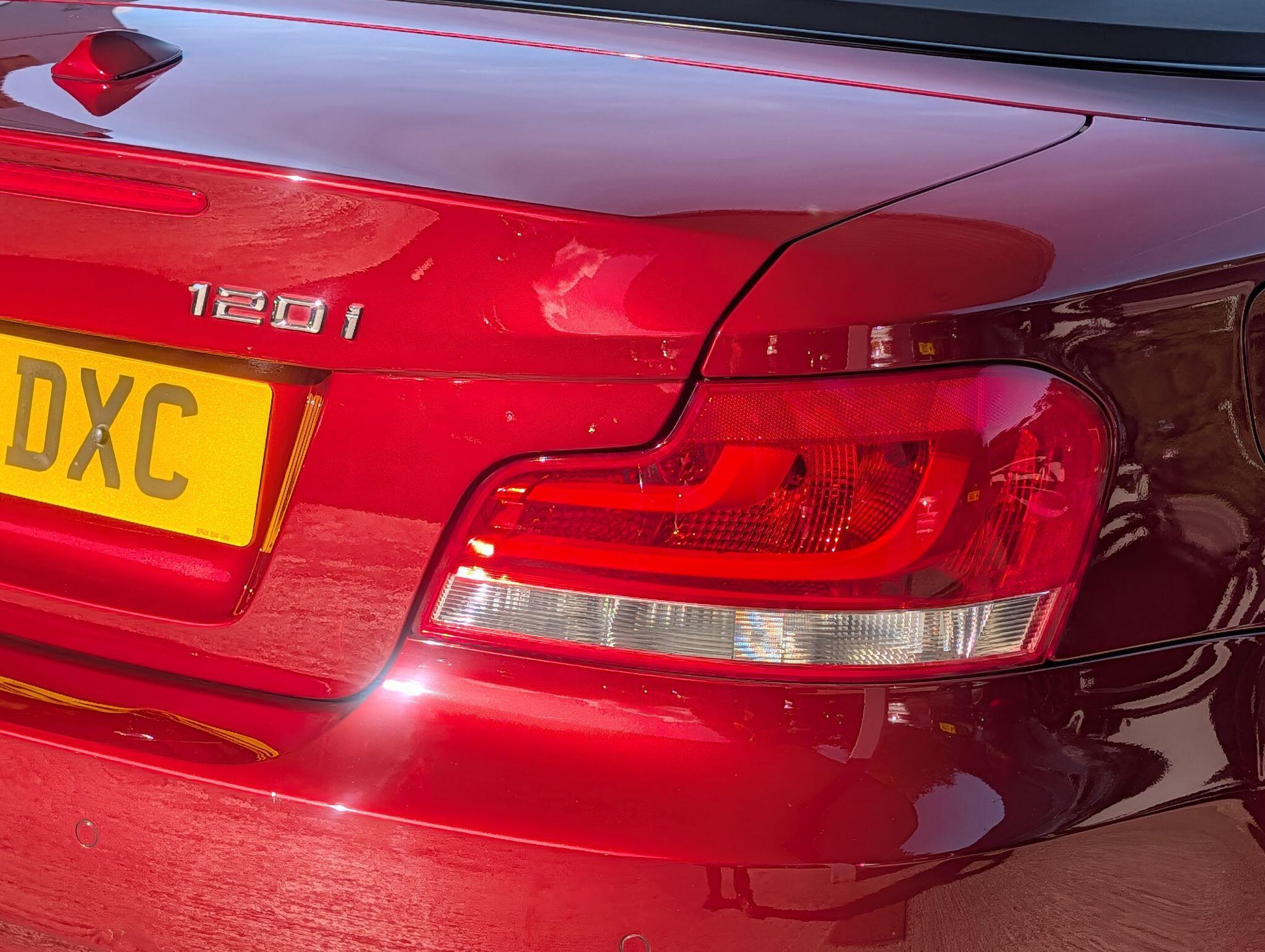 BMW 1 Series view 14