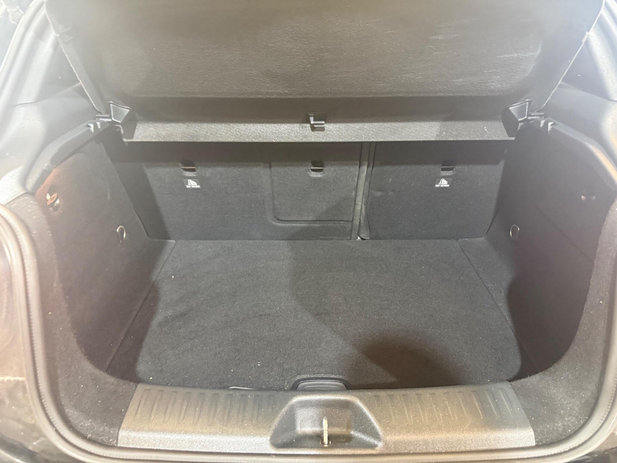 Mercedes-Benz A Class view 60