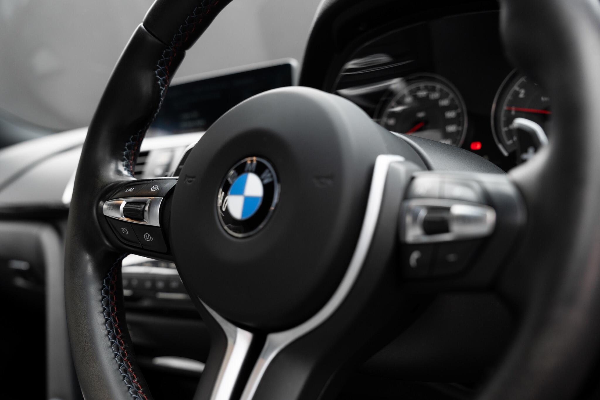 BMW M4 view 29