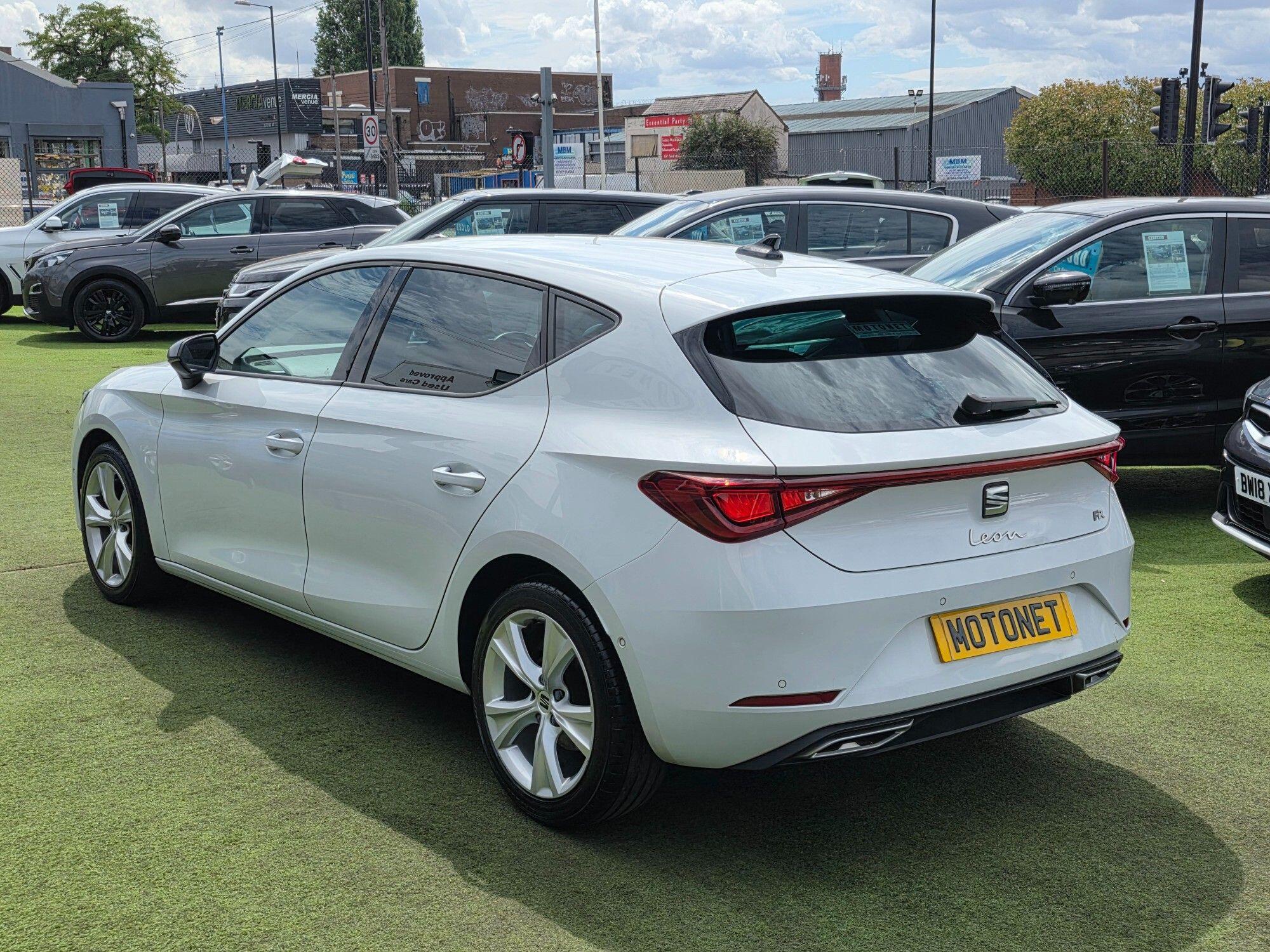 Seat Leon Leon view 5