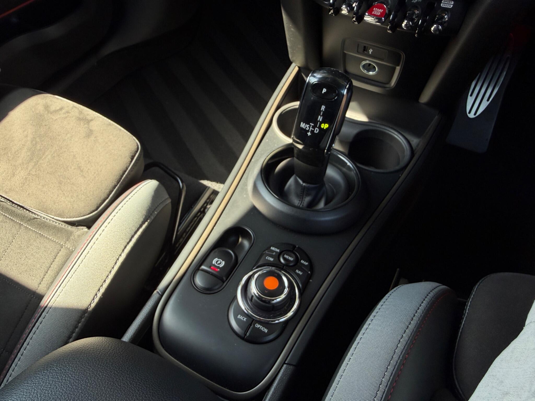 Mini Countryman view 35