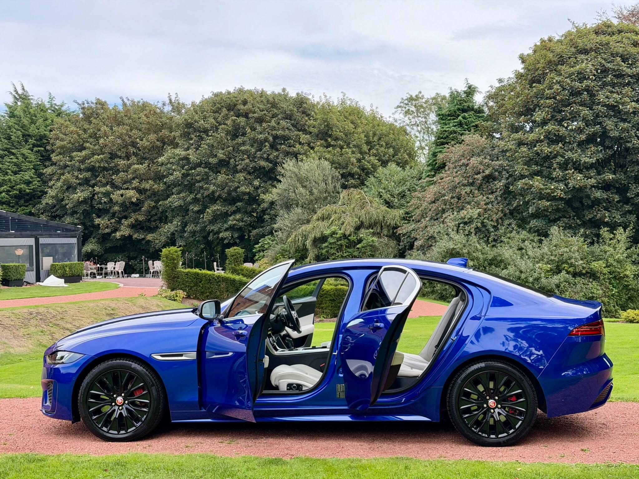 Jaguar Xe view 22