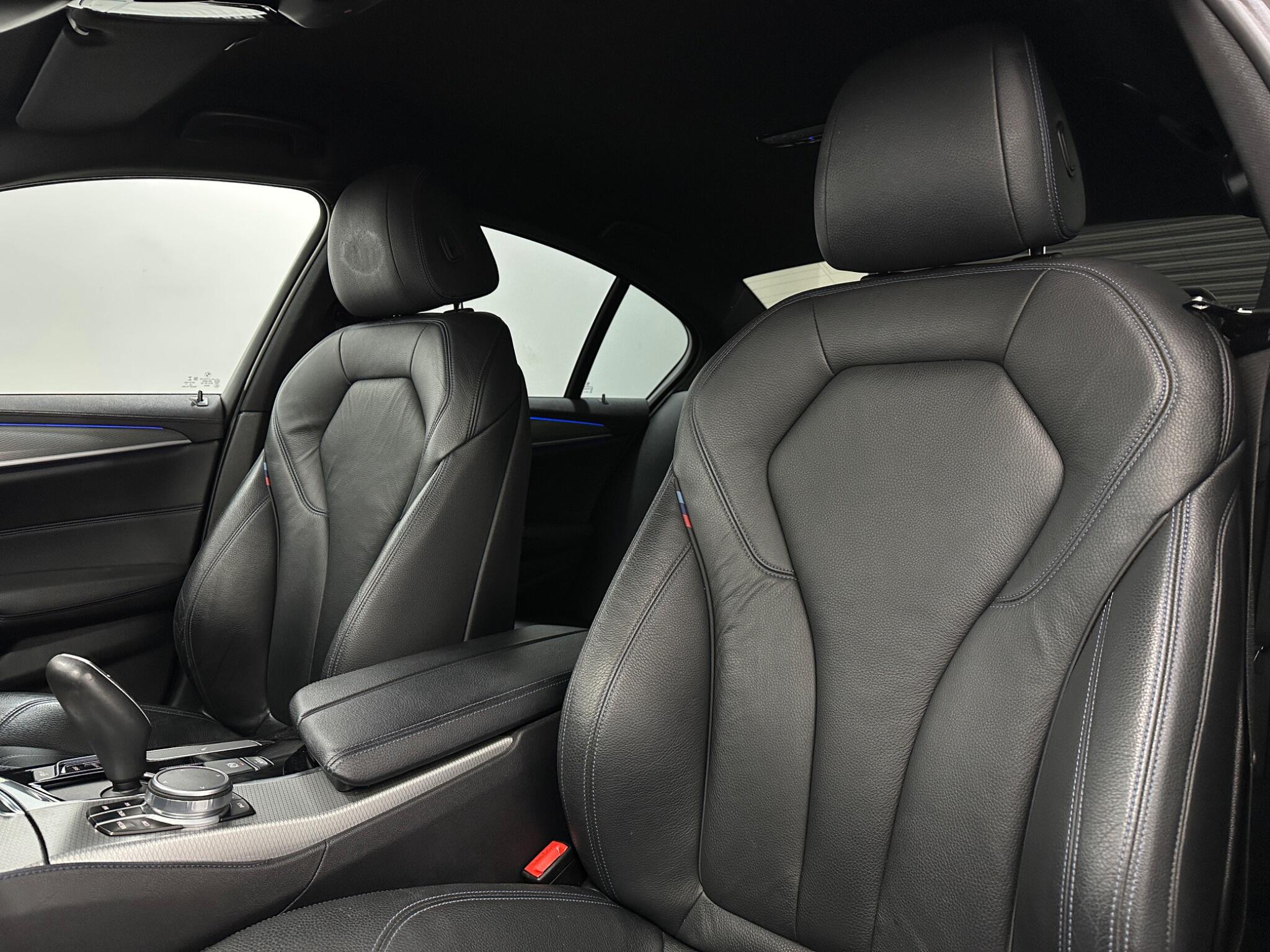 BMW 5 Series view 35