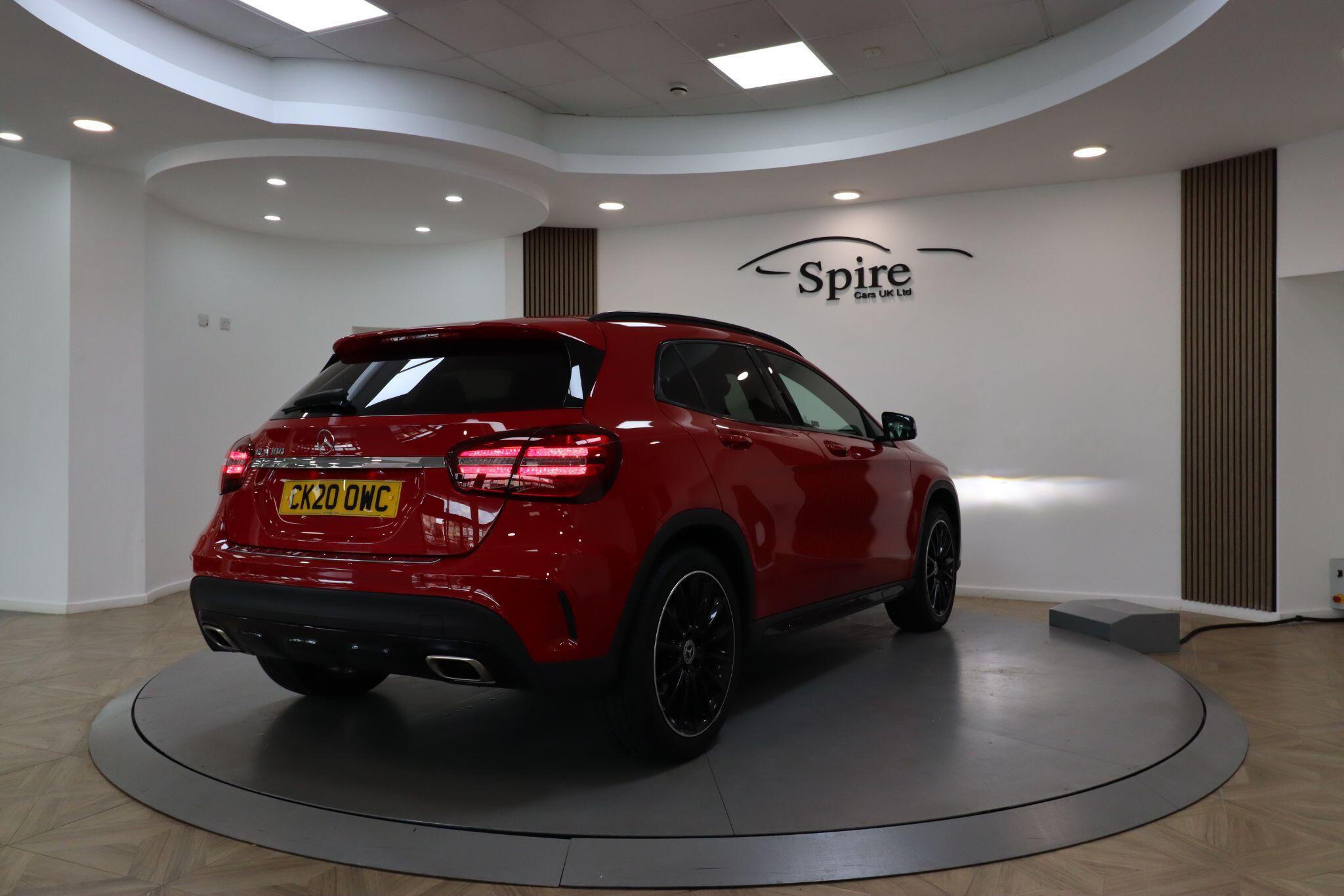 Mercedes-Benz Gla view 45