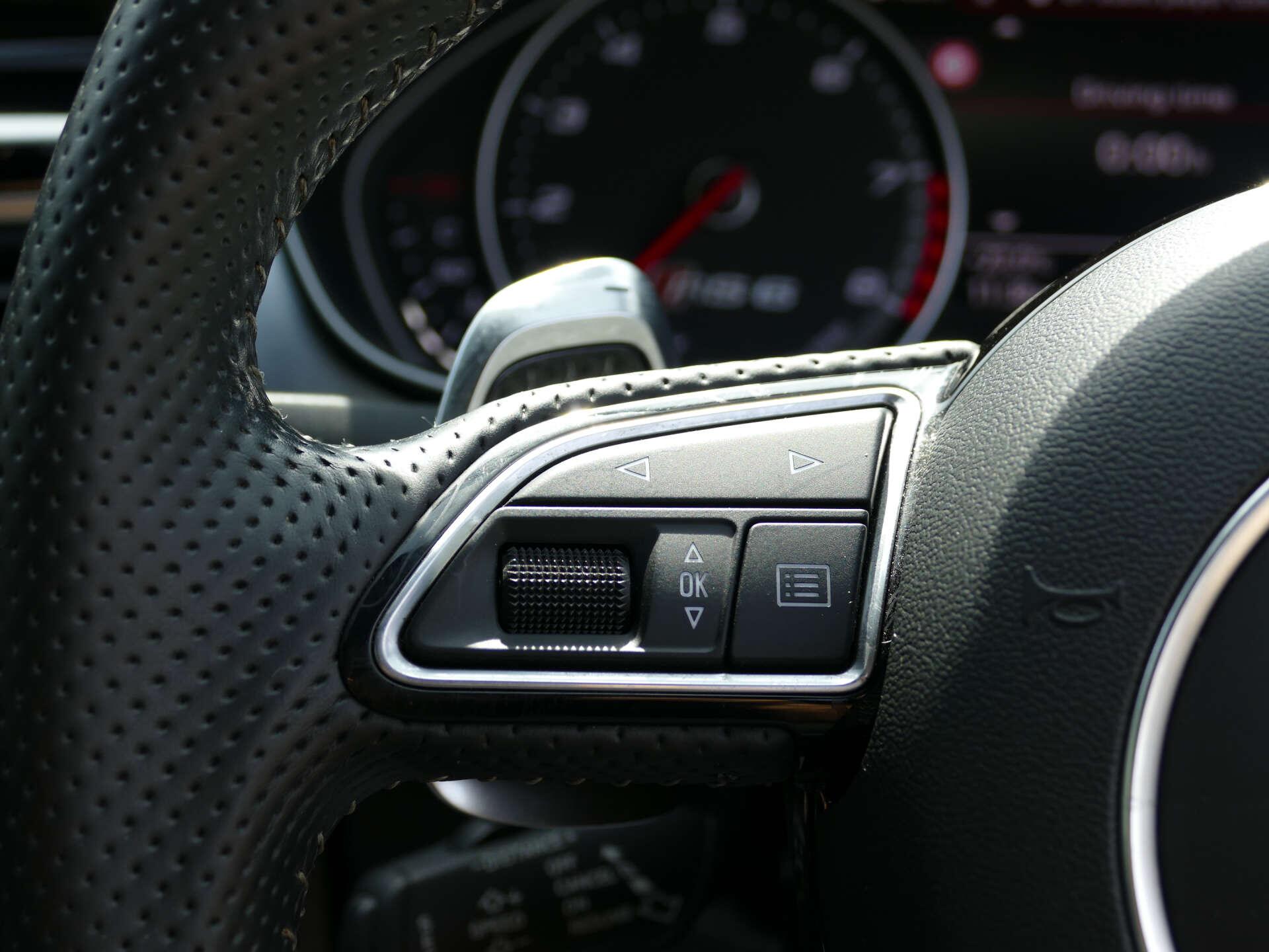 Audi RS6 Avant view 54