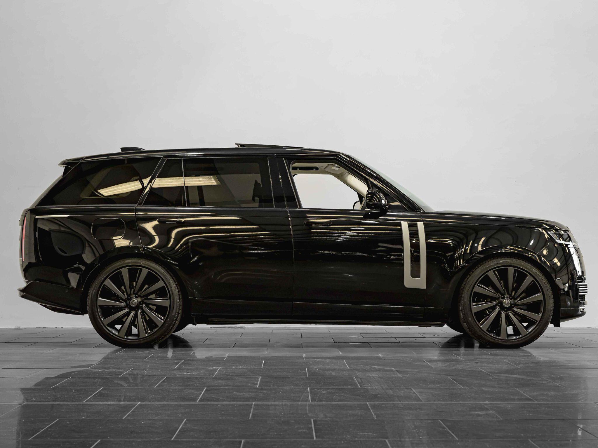Land Rover Range Rover view 6