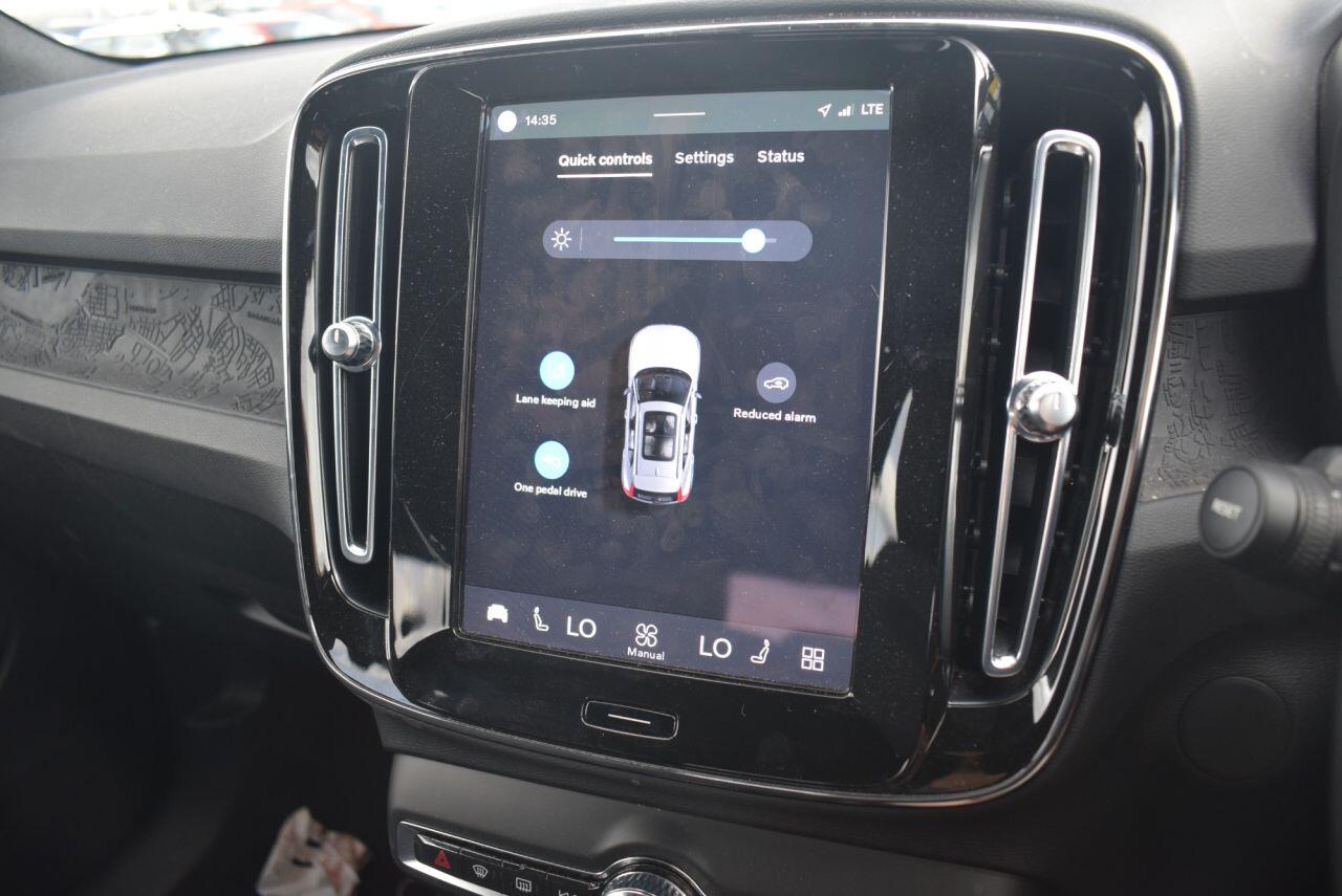 Volvo XC40 view 20