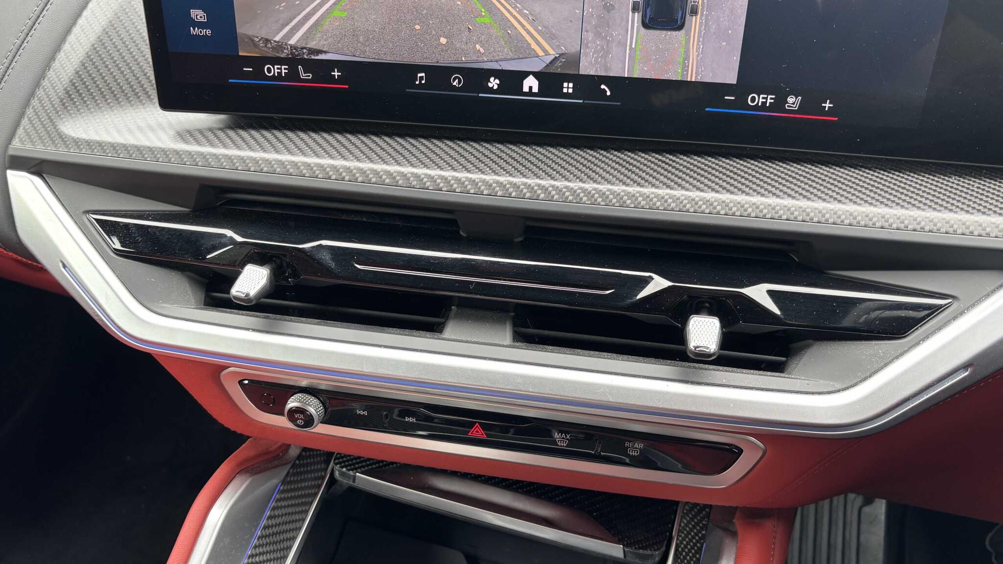 BMW XM view 14