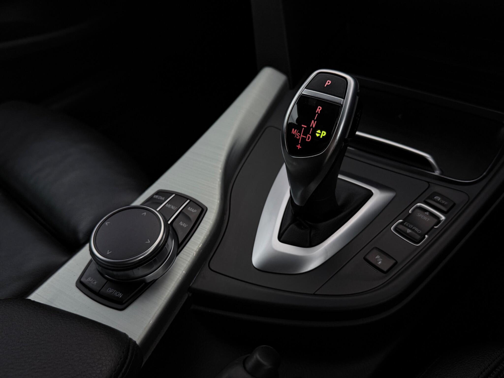 BMW 4 Series view 13