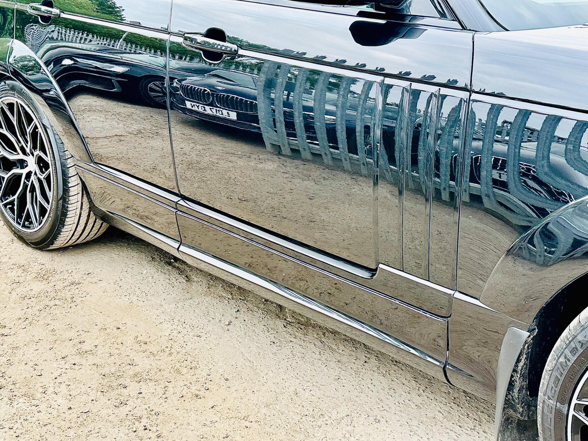 Land Rover Range Rover view 11