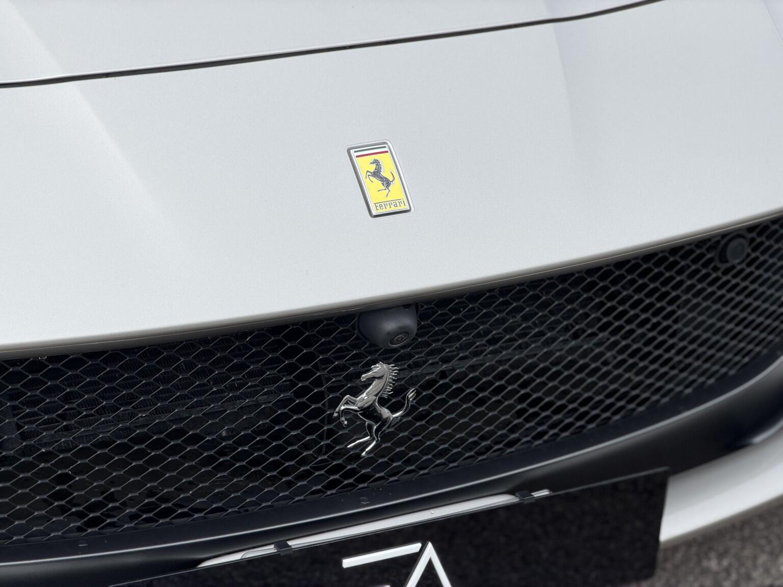 Ferrari 812 view 20