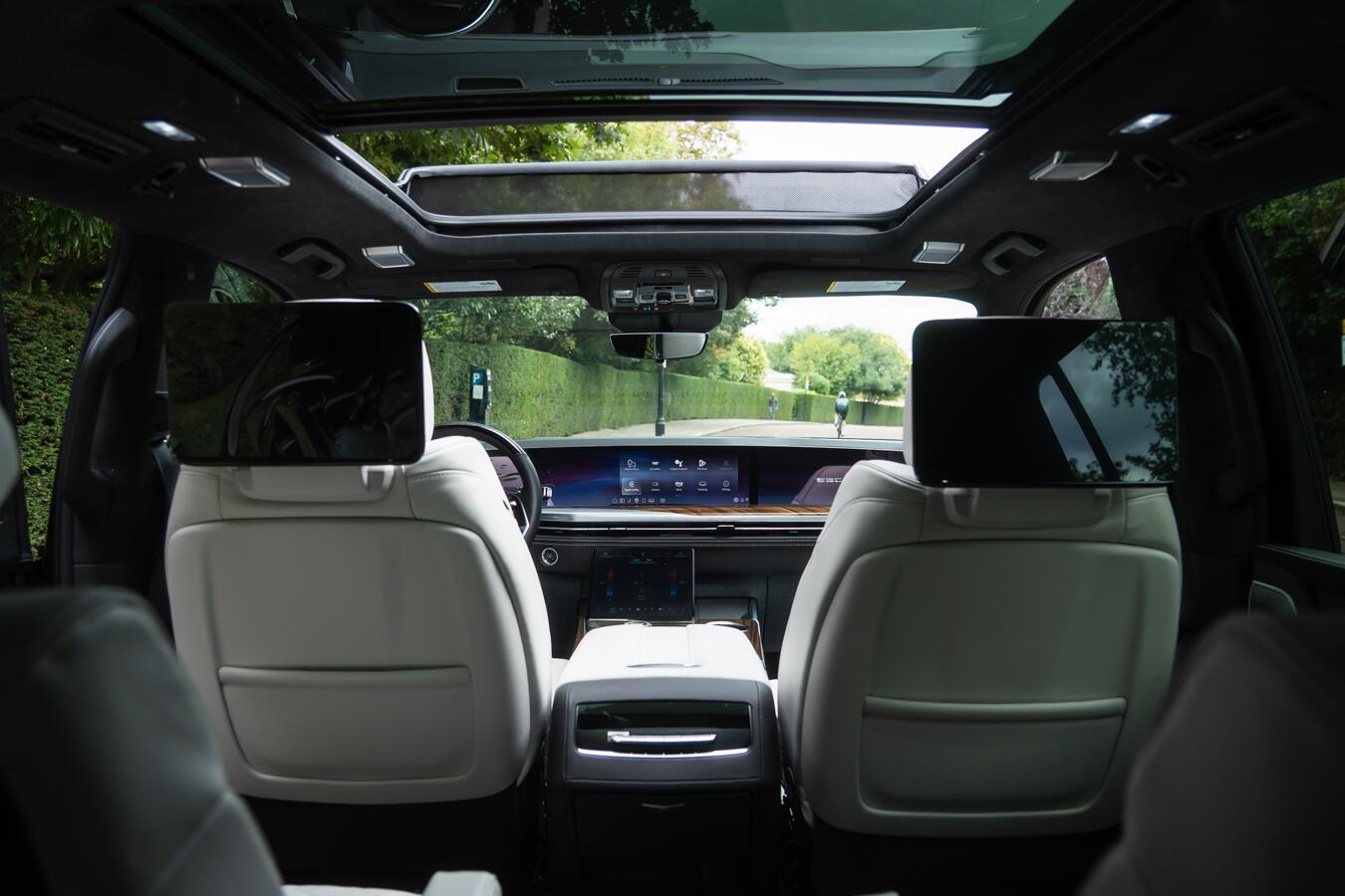 Cadillac Escalade view 58