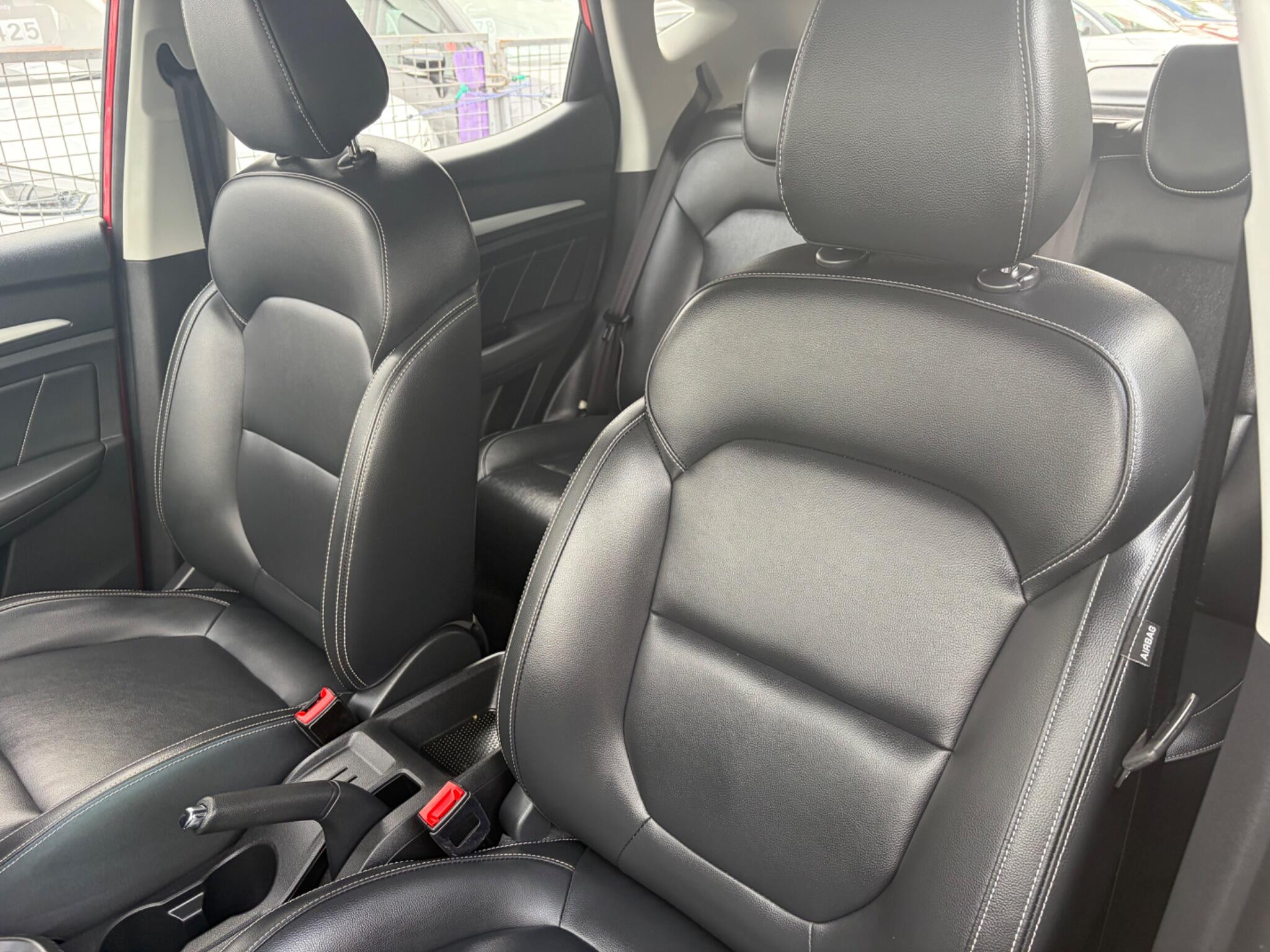 MG ZS view 81