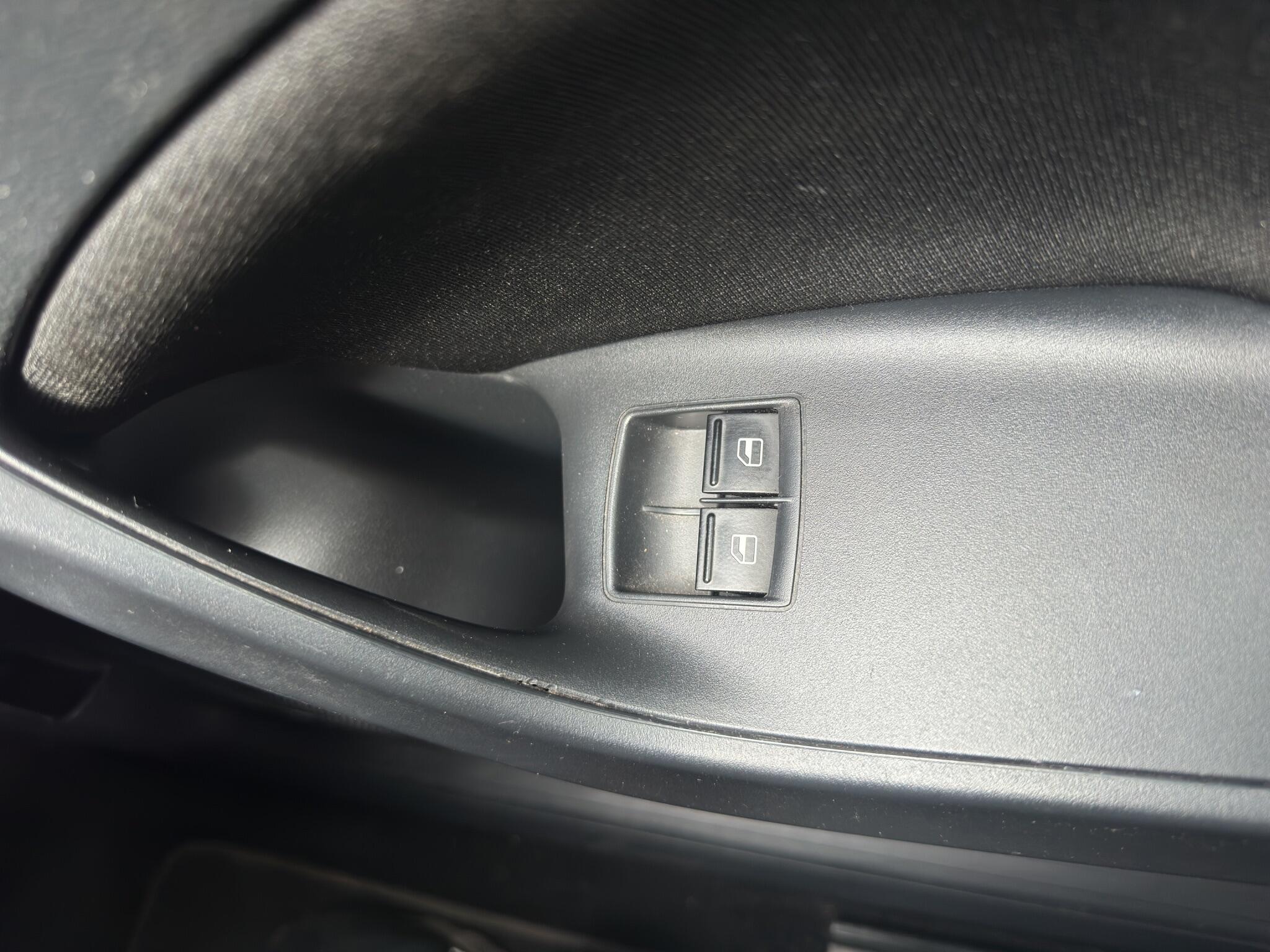 Seat Ibiza view 16