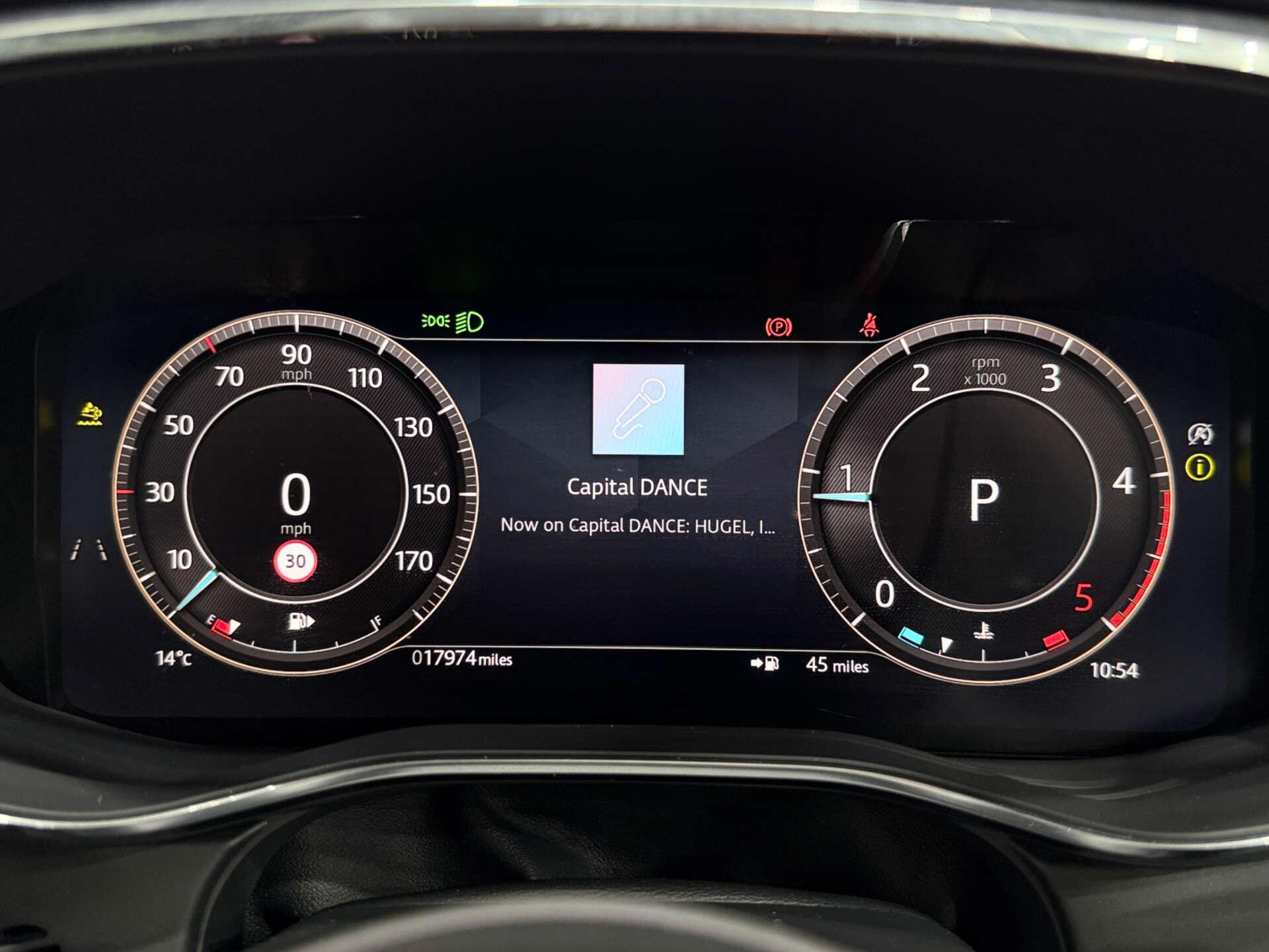 Jaguar F-Pace view 22