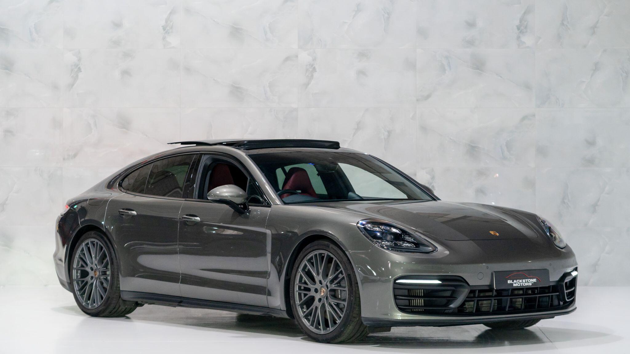 2022 Porsche Panamera in Green for sale