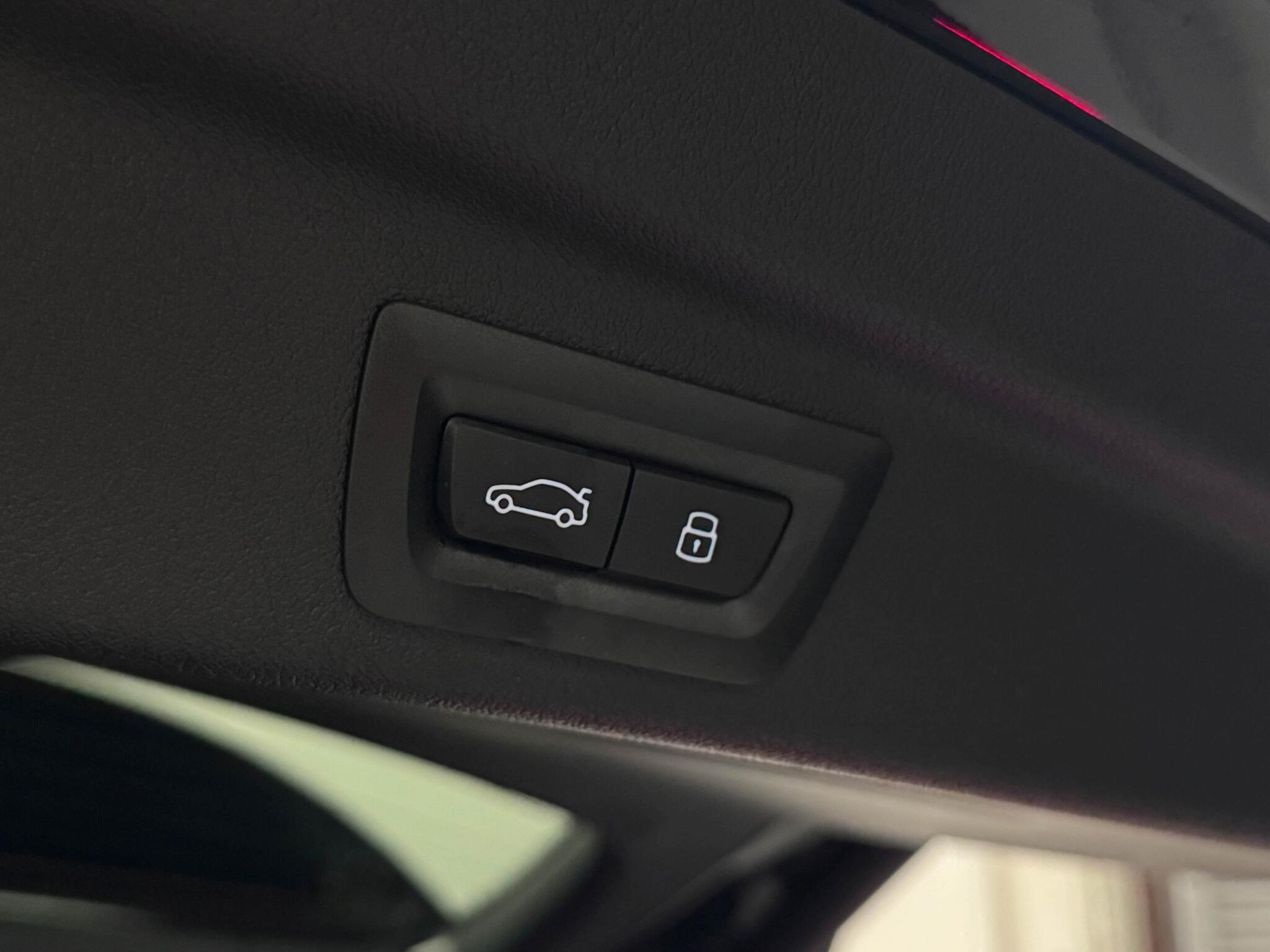 BMW 2 Series view 8