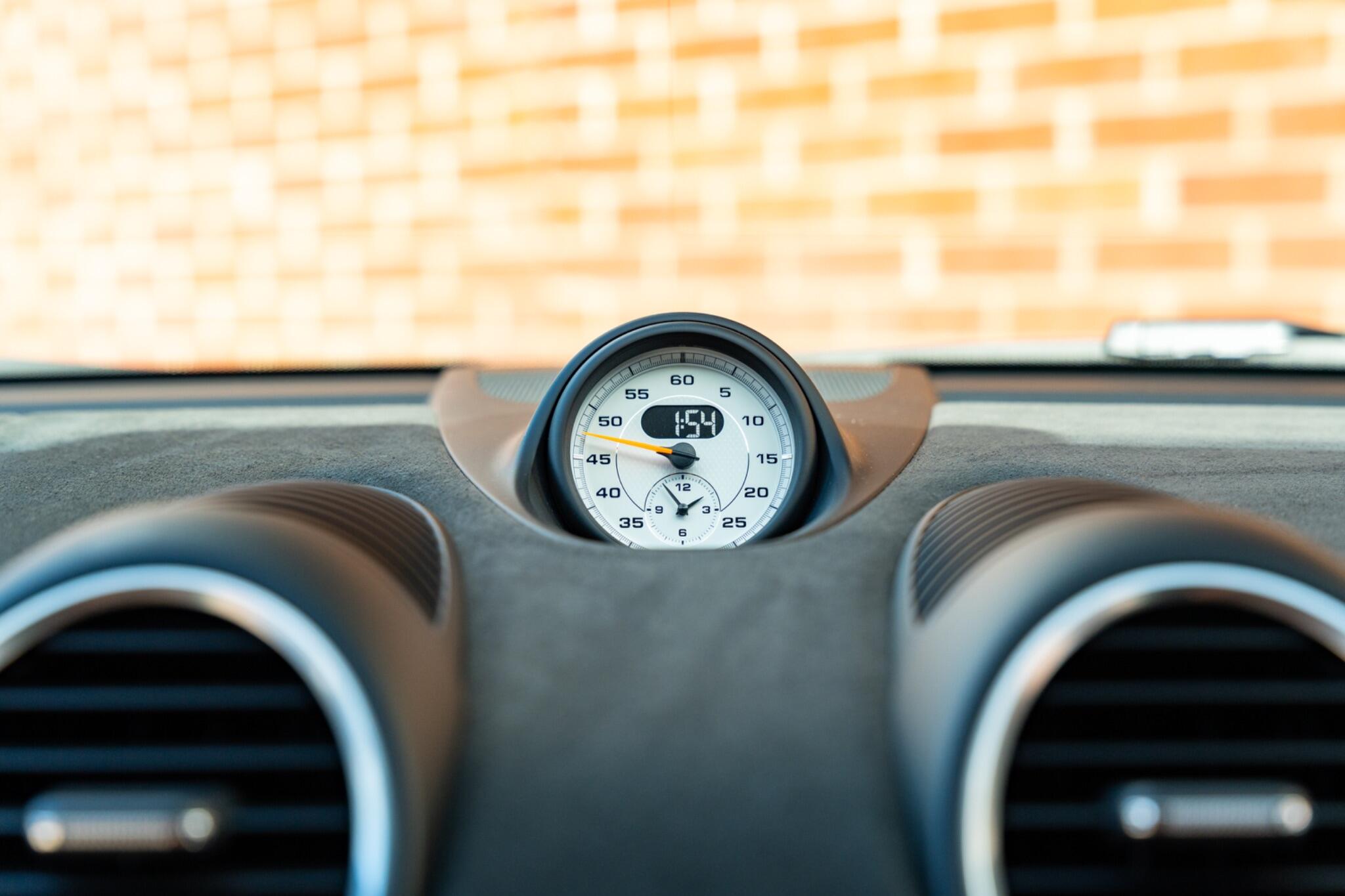 Porsche Cayman view 21
