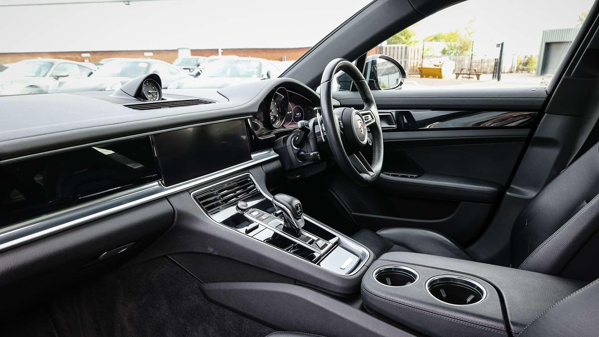 Porsche Panamera view 5