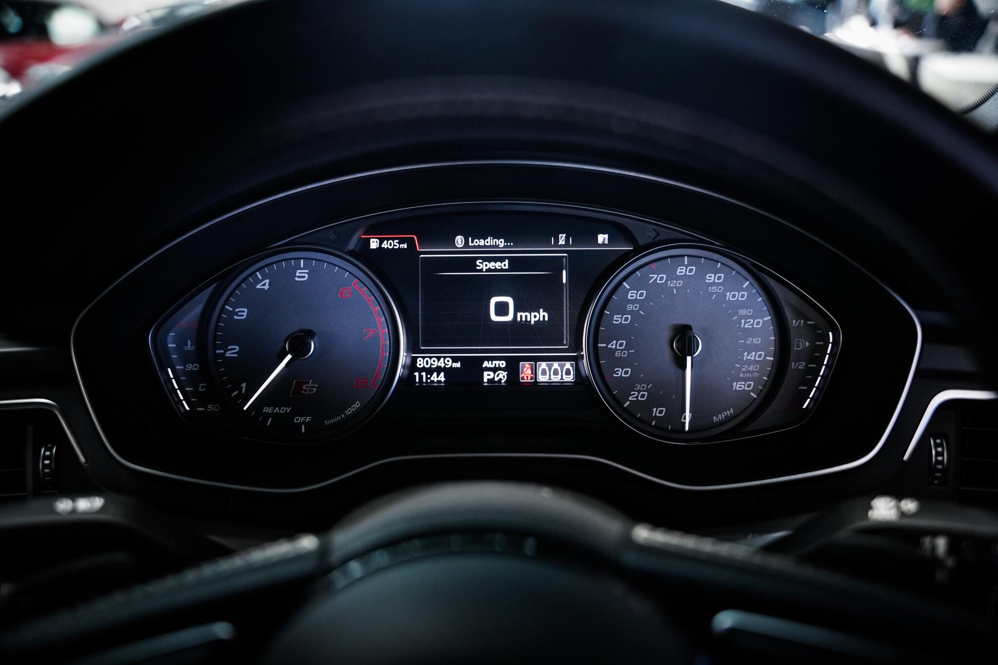 Audi S4 view 20