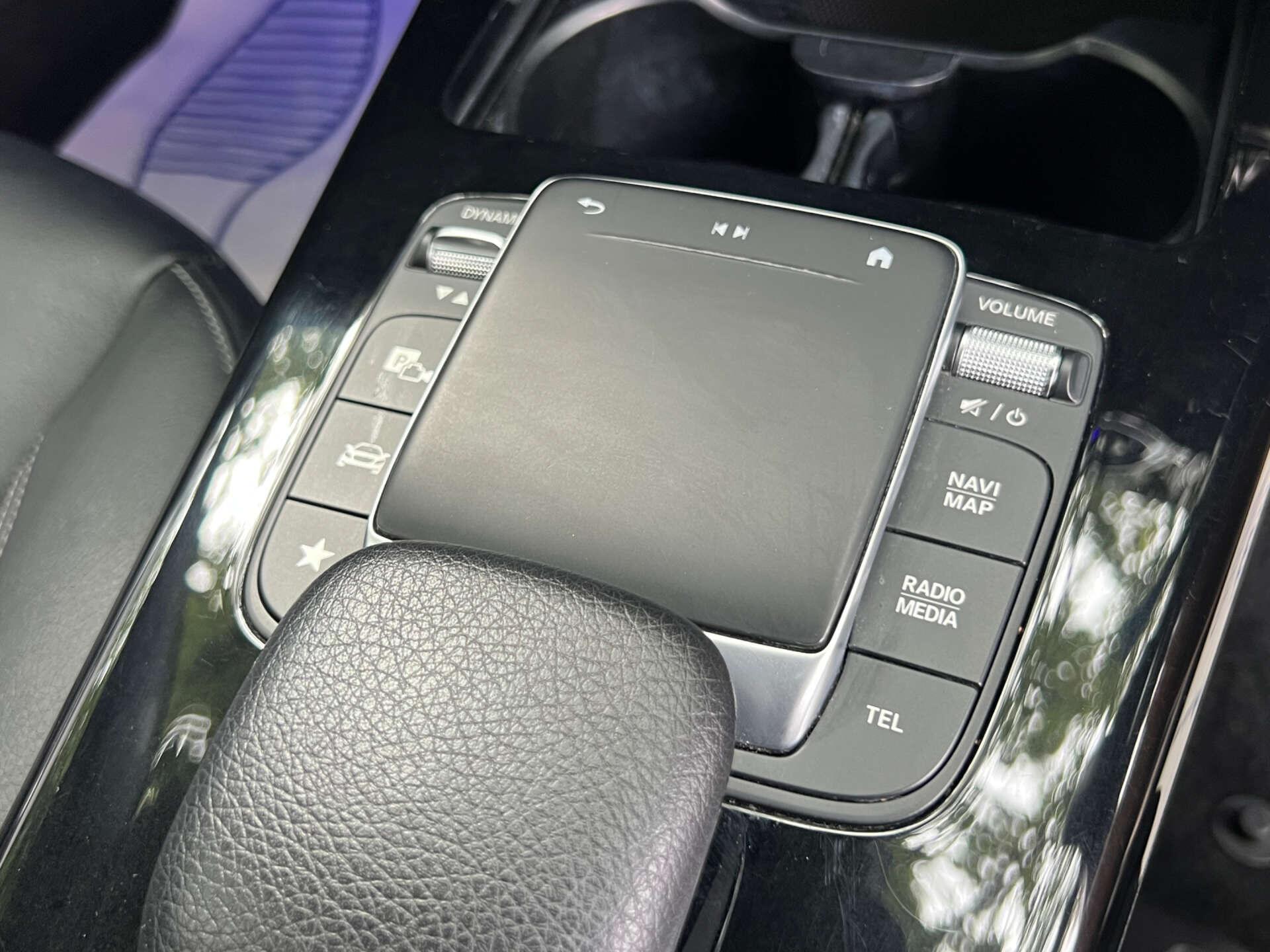 Mercedes-Benz Cla view 46