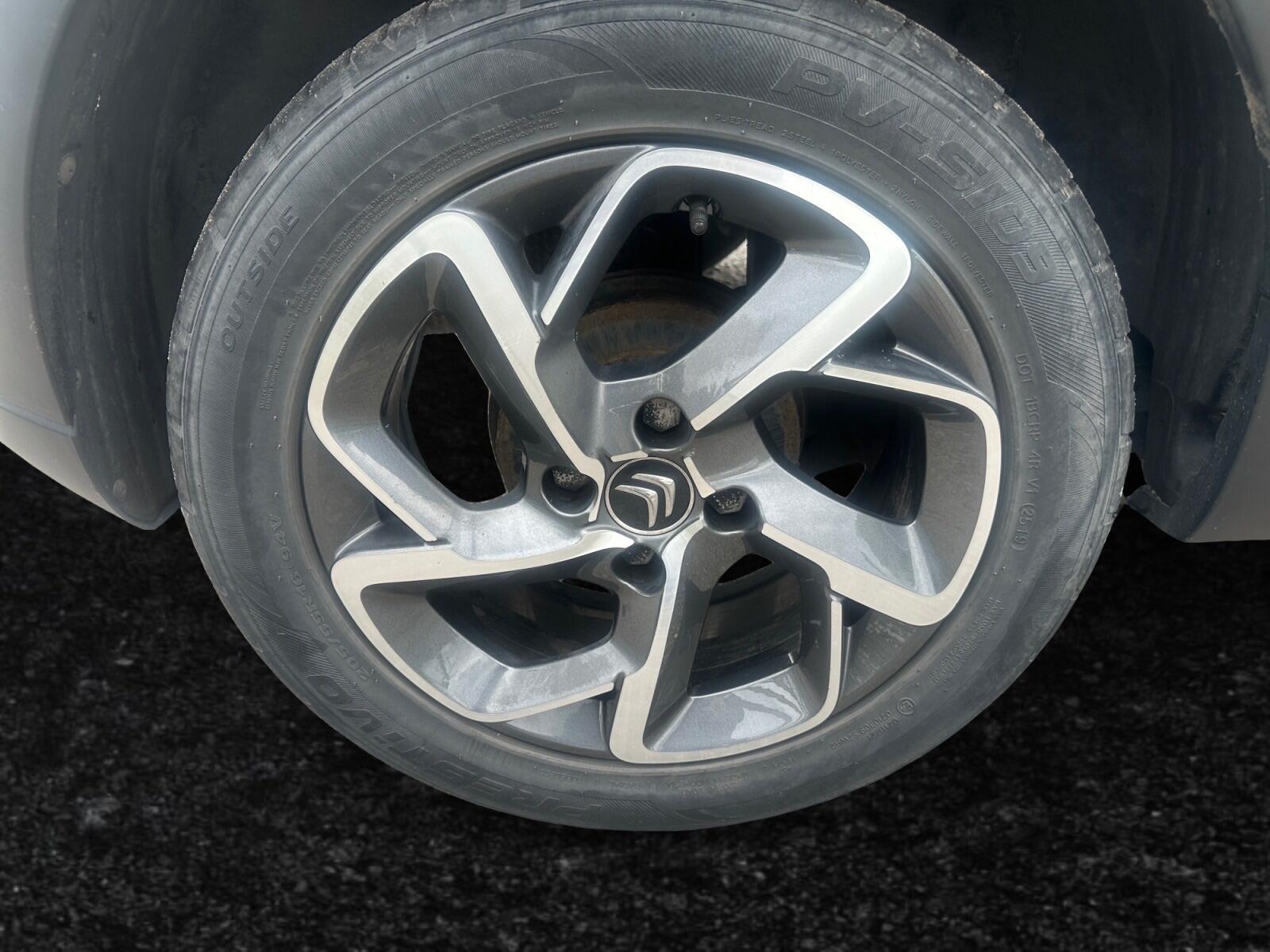 Citroen C3 view 12