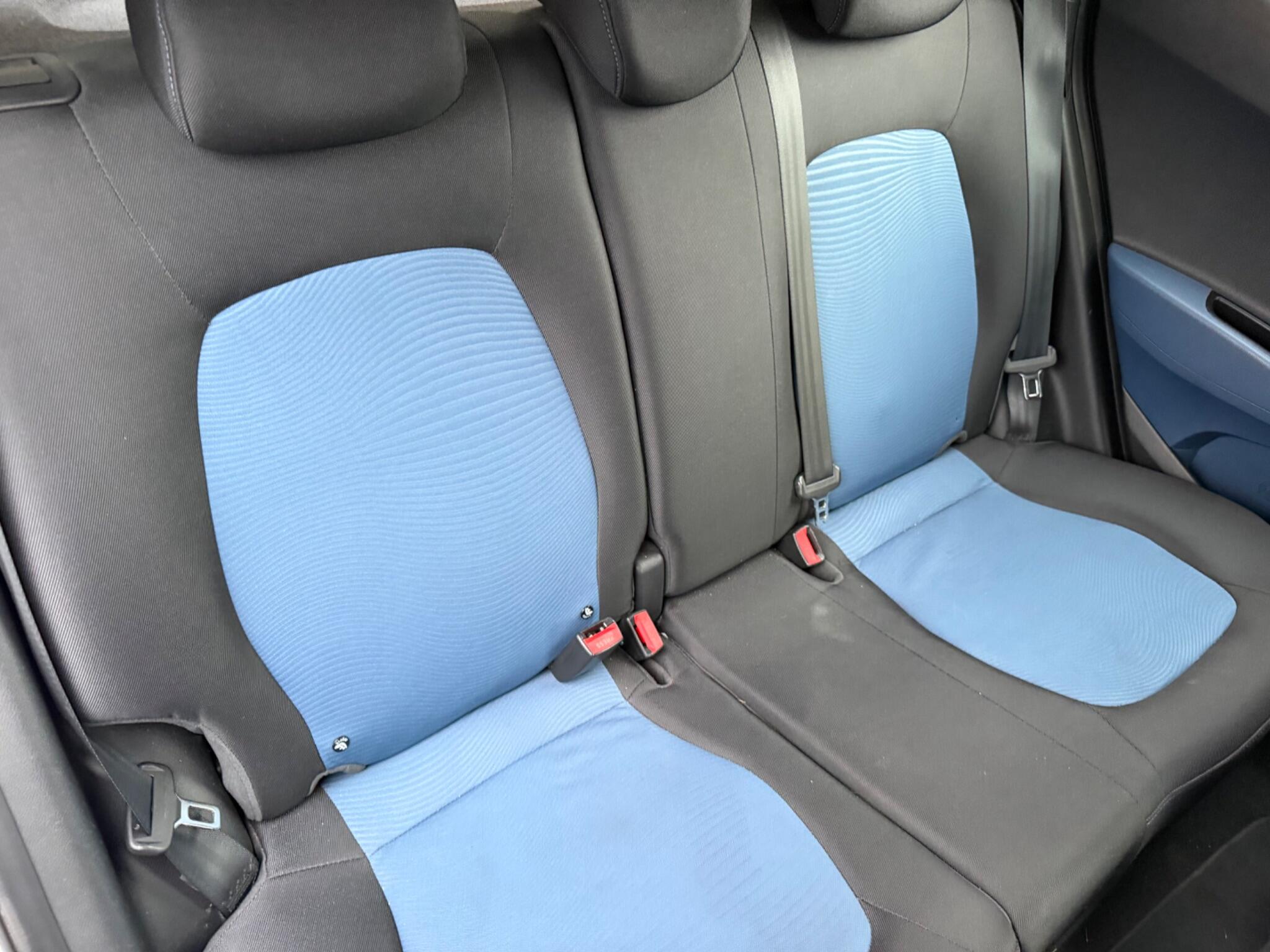 Hyundai I10 view 8