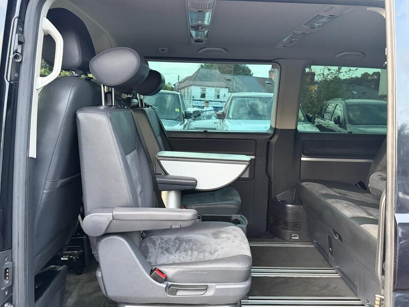 Volkswagen Caravelle view 52