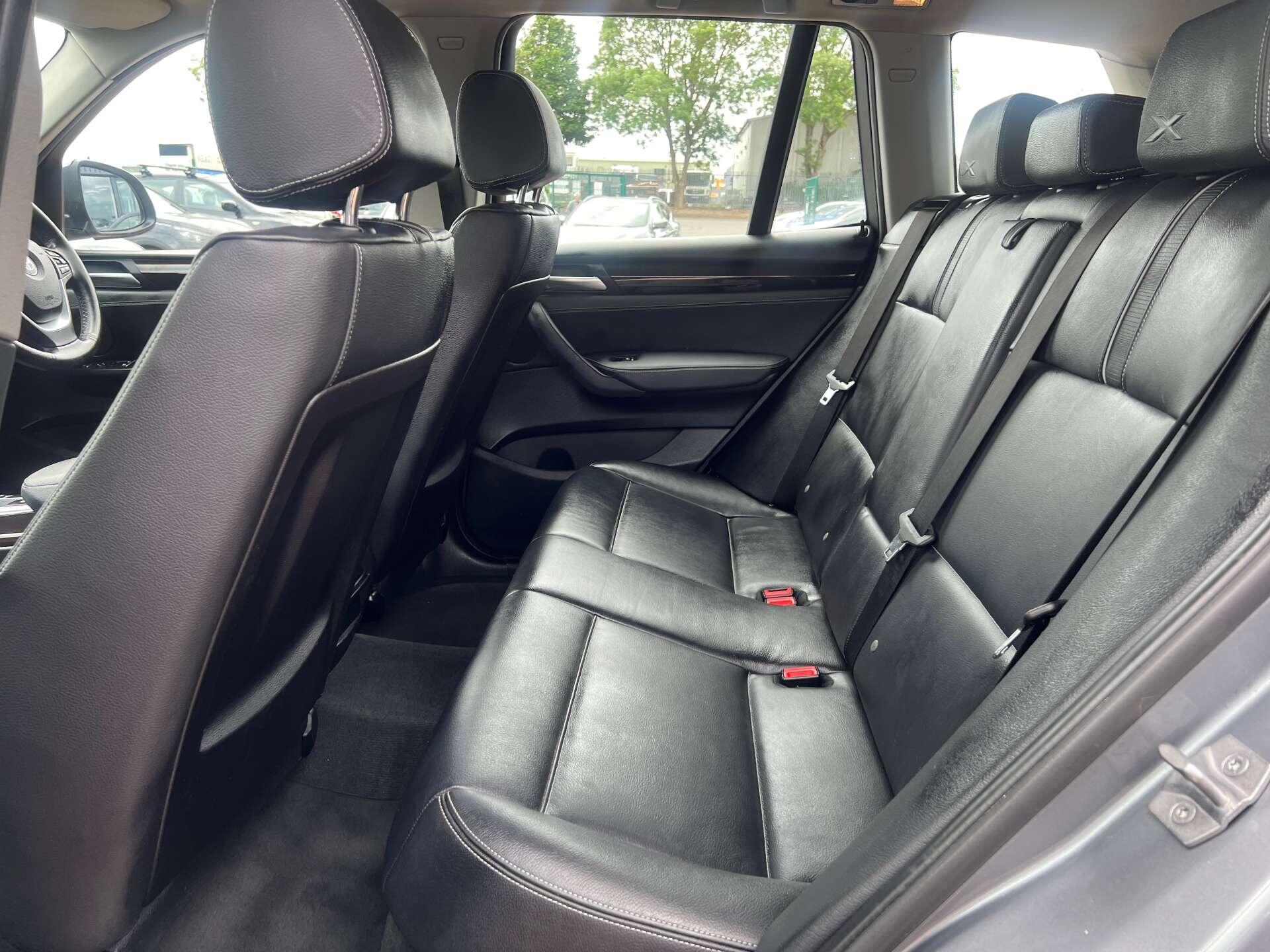 BMW X3 view 42