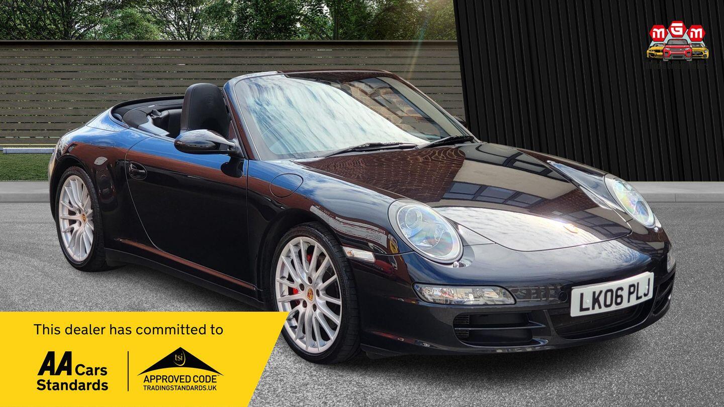 Porsche 911 view 19