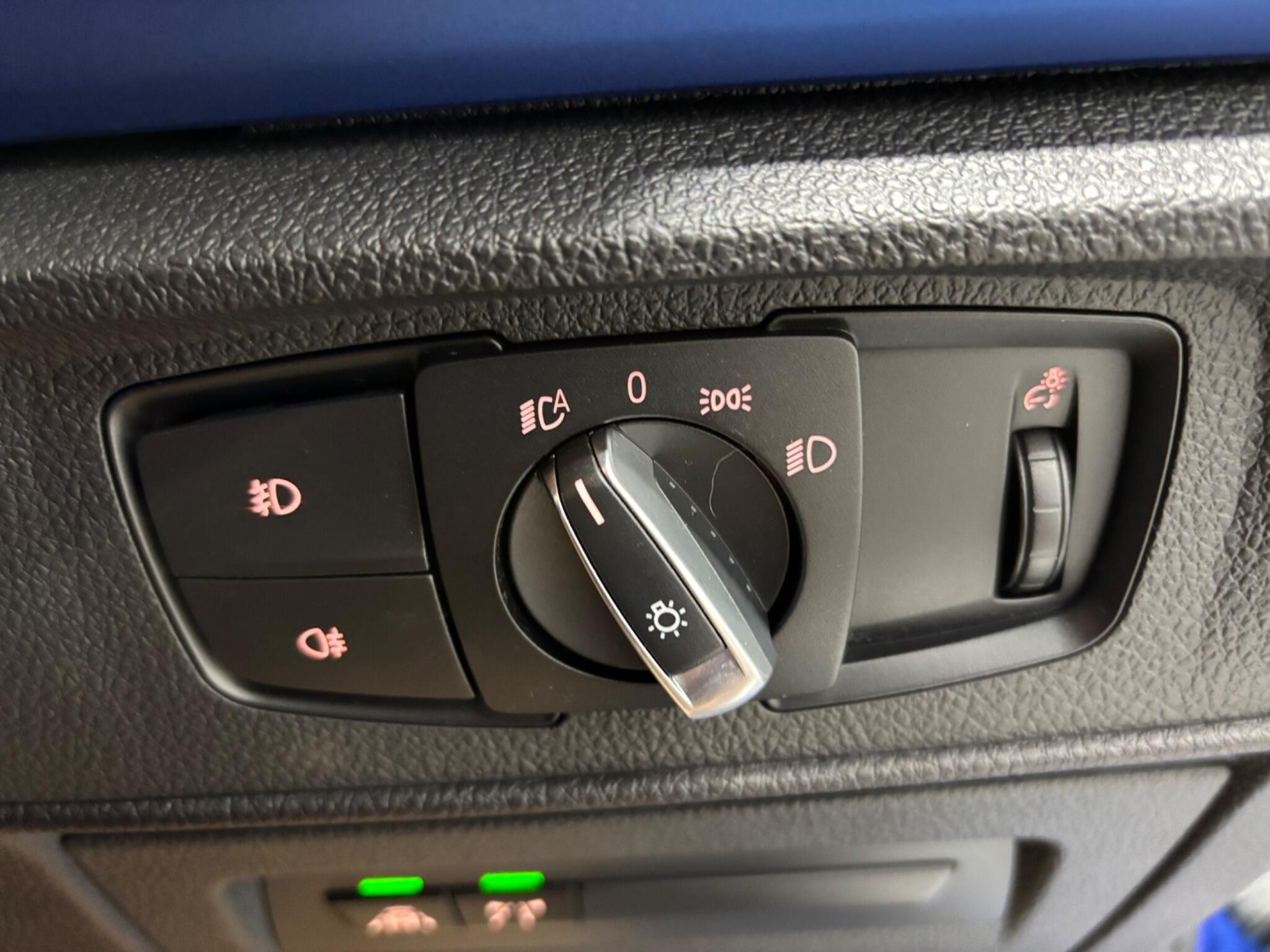 BMW 1 Series view 32