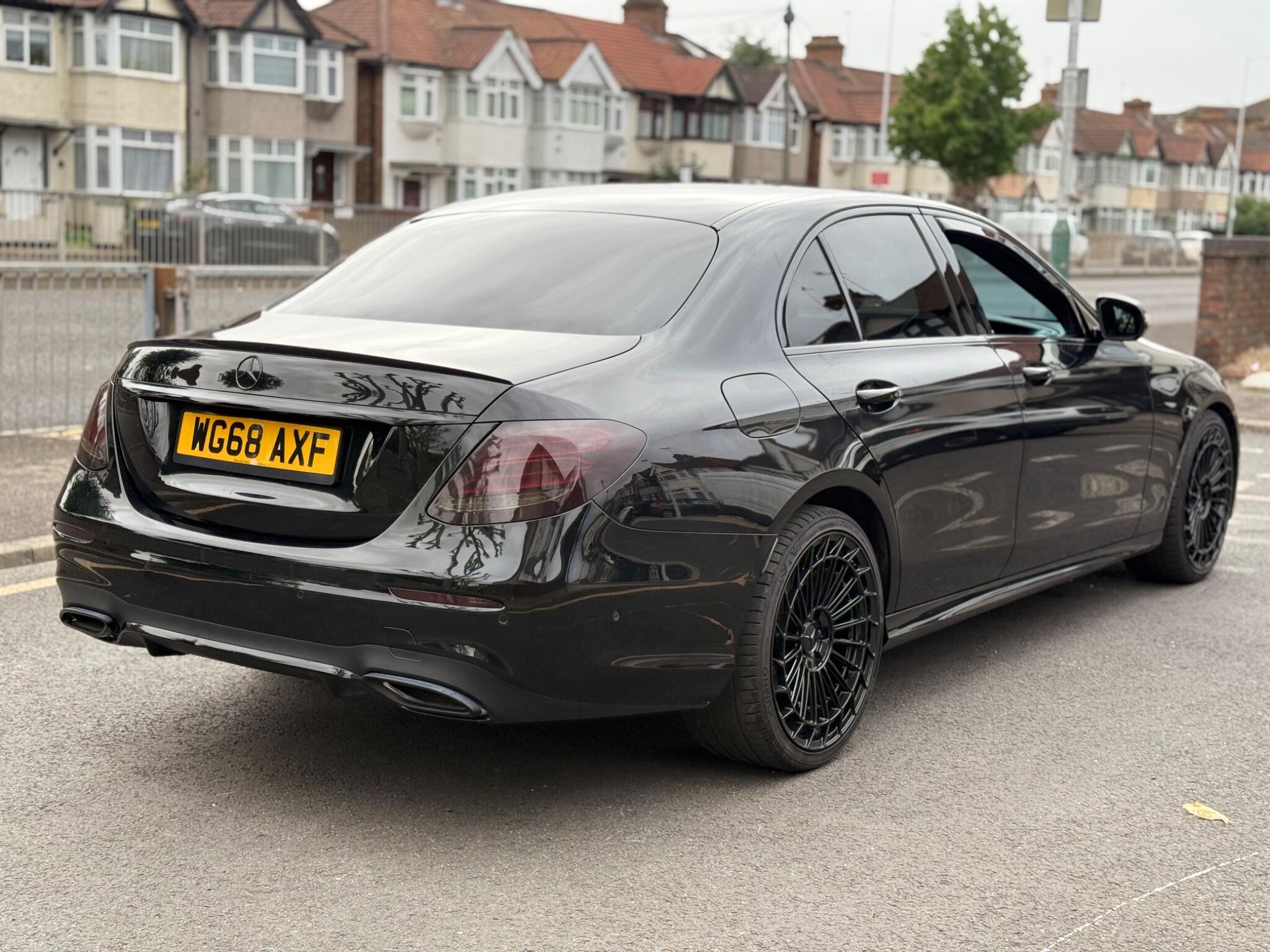 Mercedes-Benz E-Class view 10