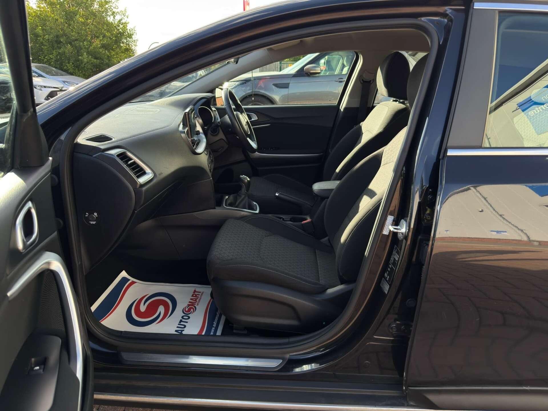 Kia Xceed view 43