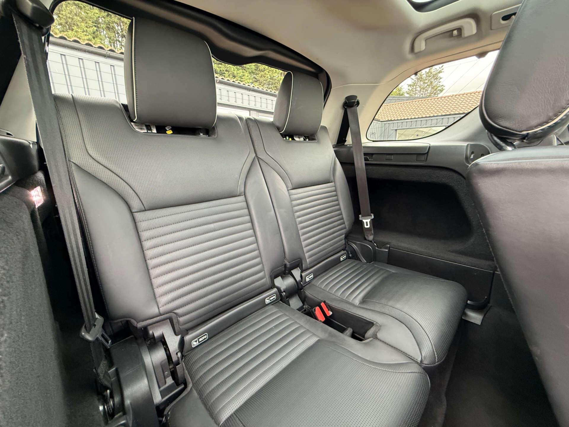 Land Rover Discovery view 76
