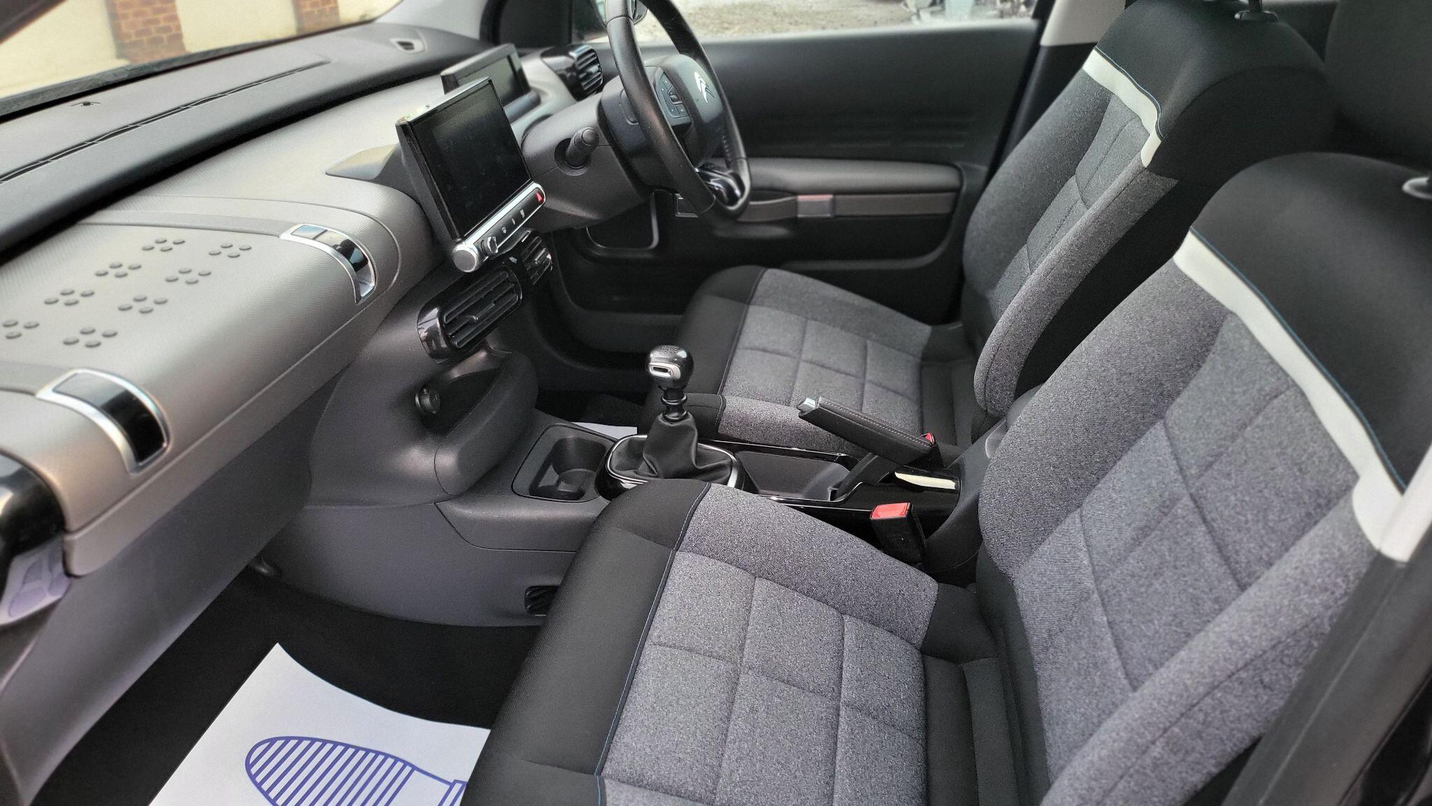Citroen C4 Cactus view 20