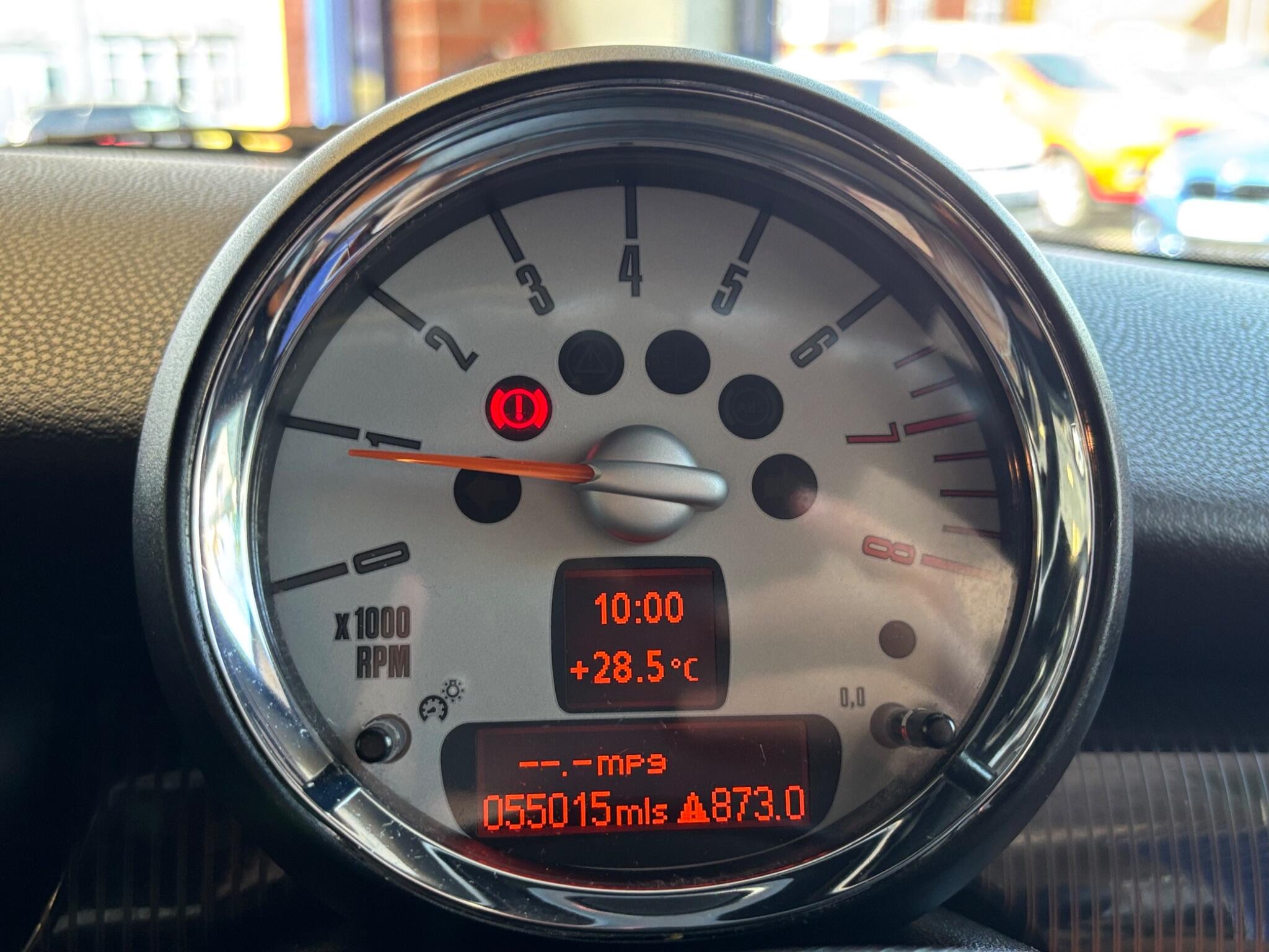 Mini Hatch view 20