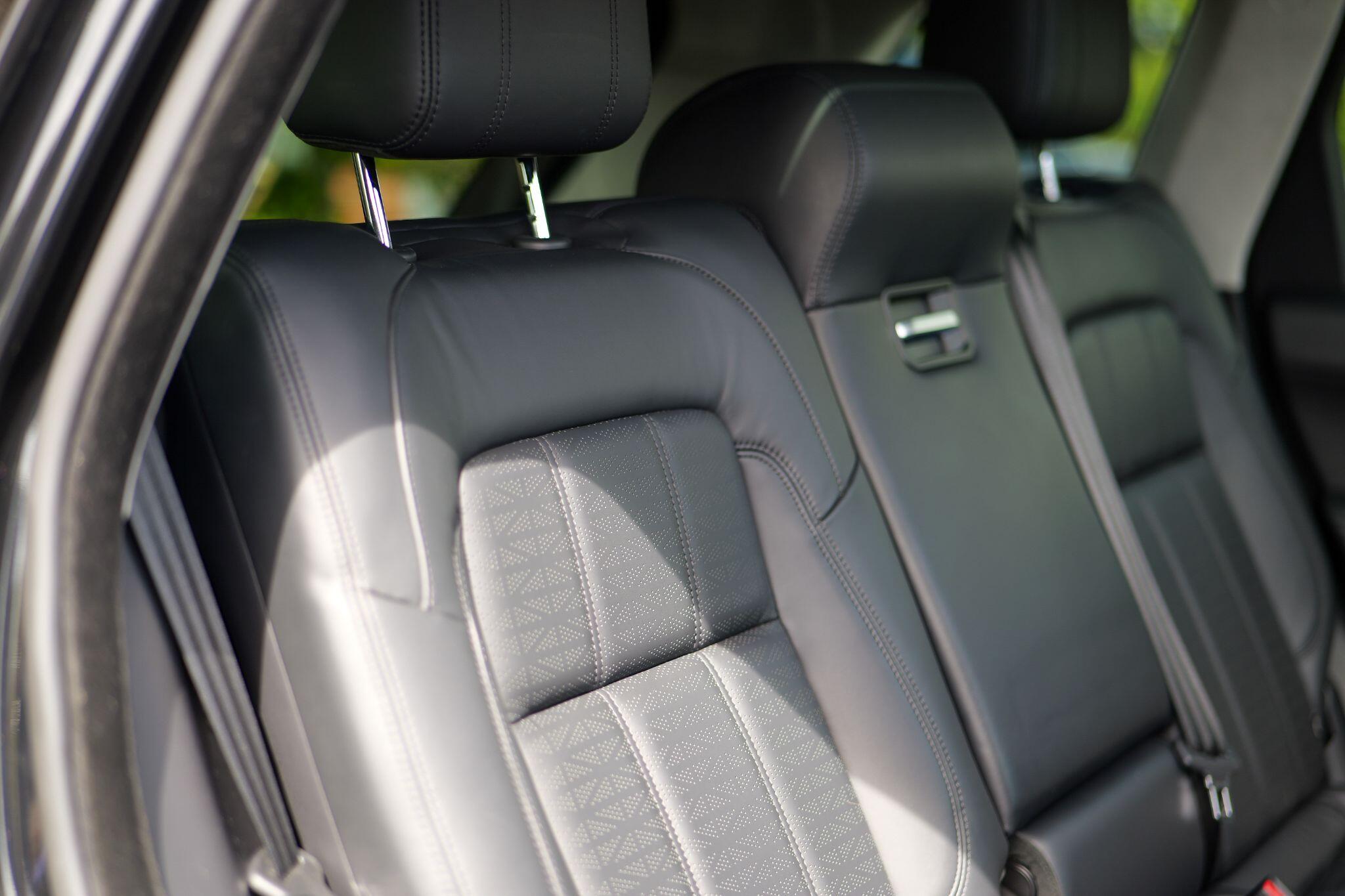 Land Rover Range Rover Sport view 23
