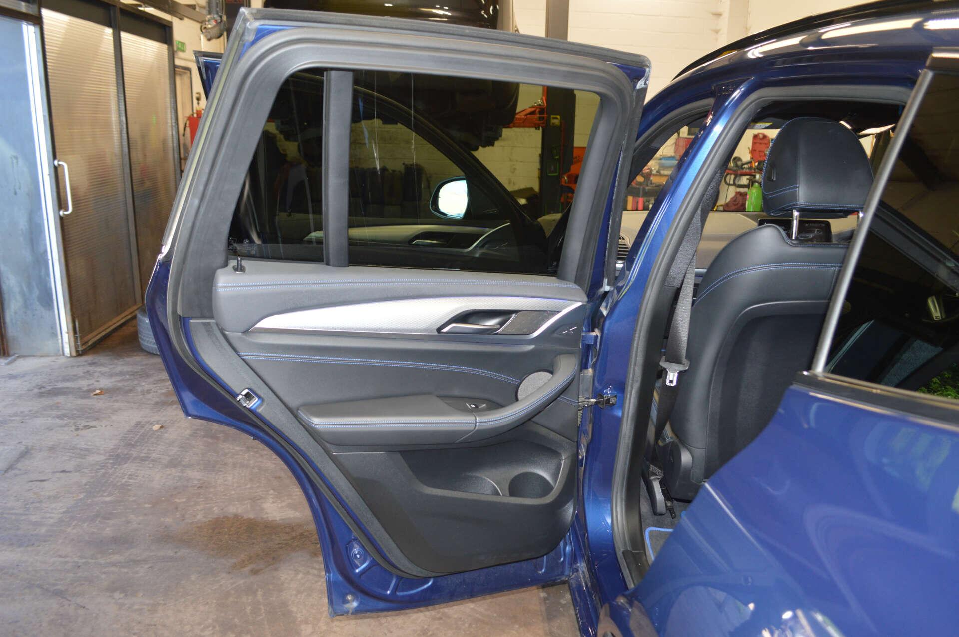 BMW X3 view 45
