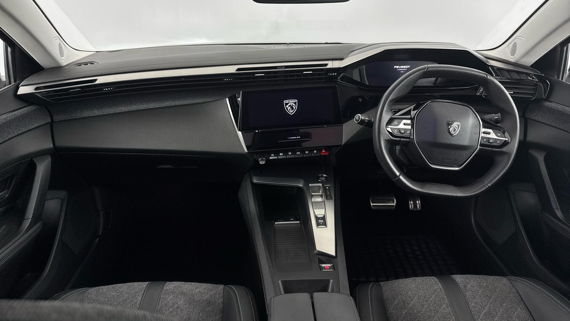 Peugeot 408 view 11