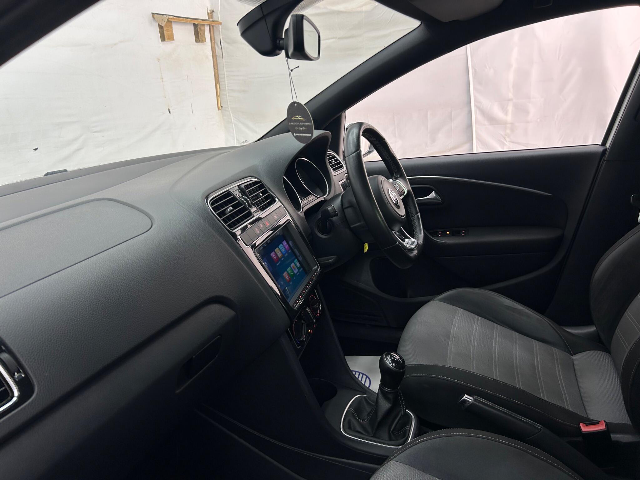Volkswagen Polo view 16