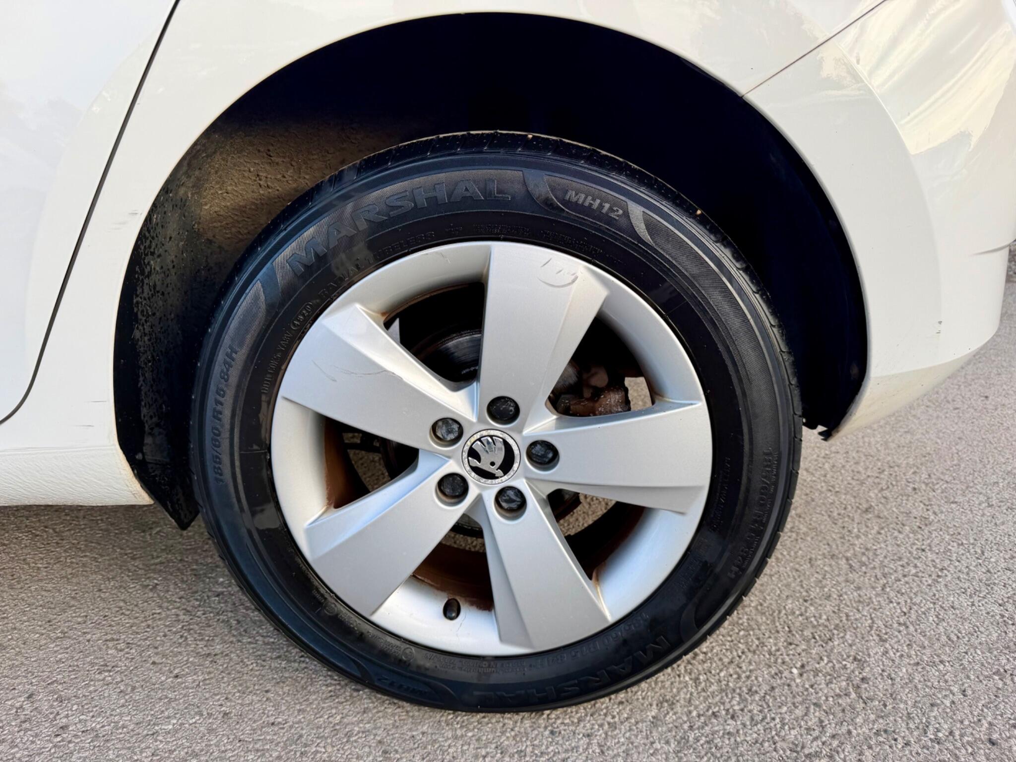 Skoda Fabia view 39