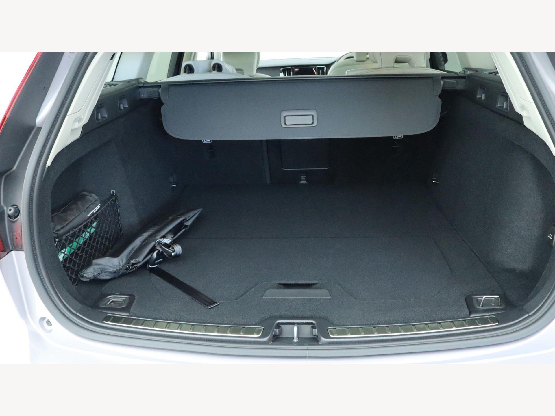 Volvo V60 view 16