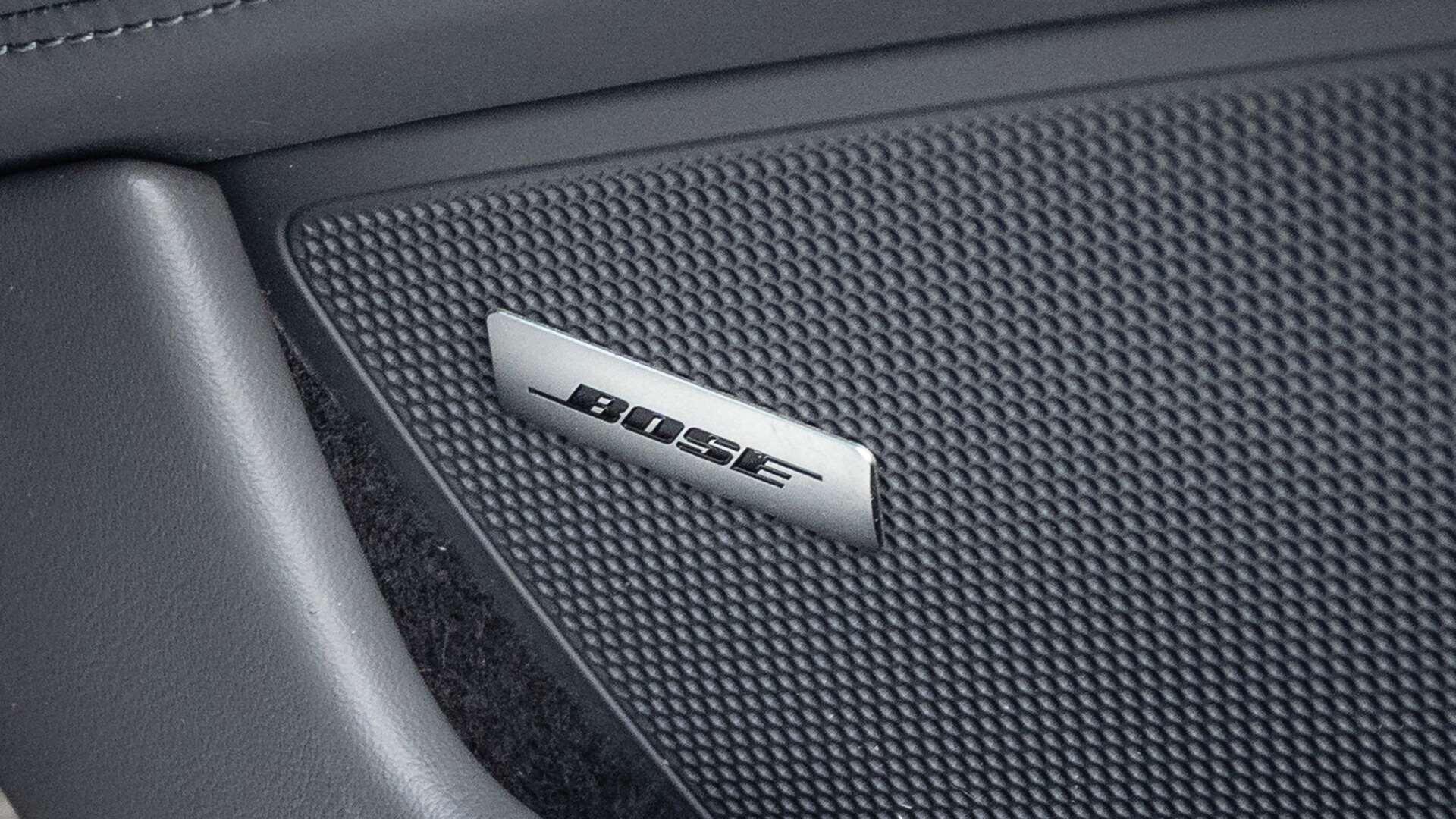 Porsche 911 view 37