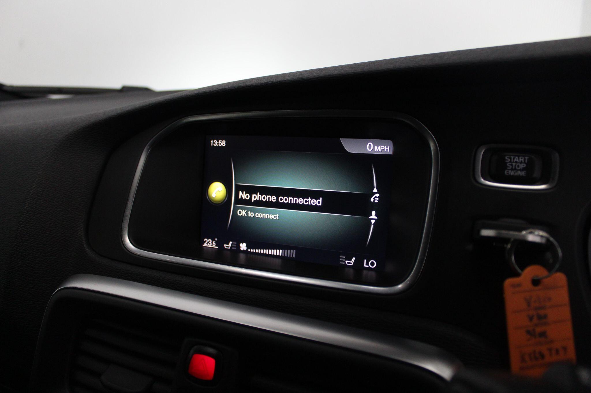 Volvo V40 view 38