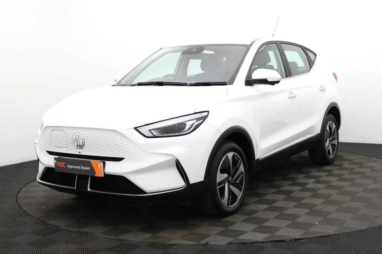 MG ZS view 9