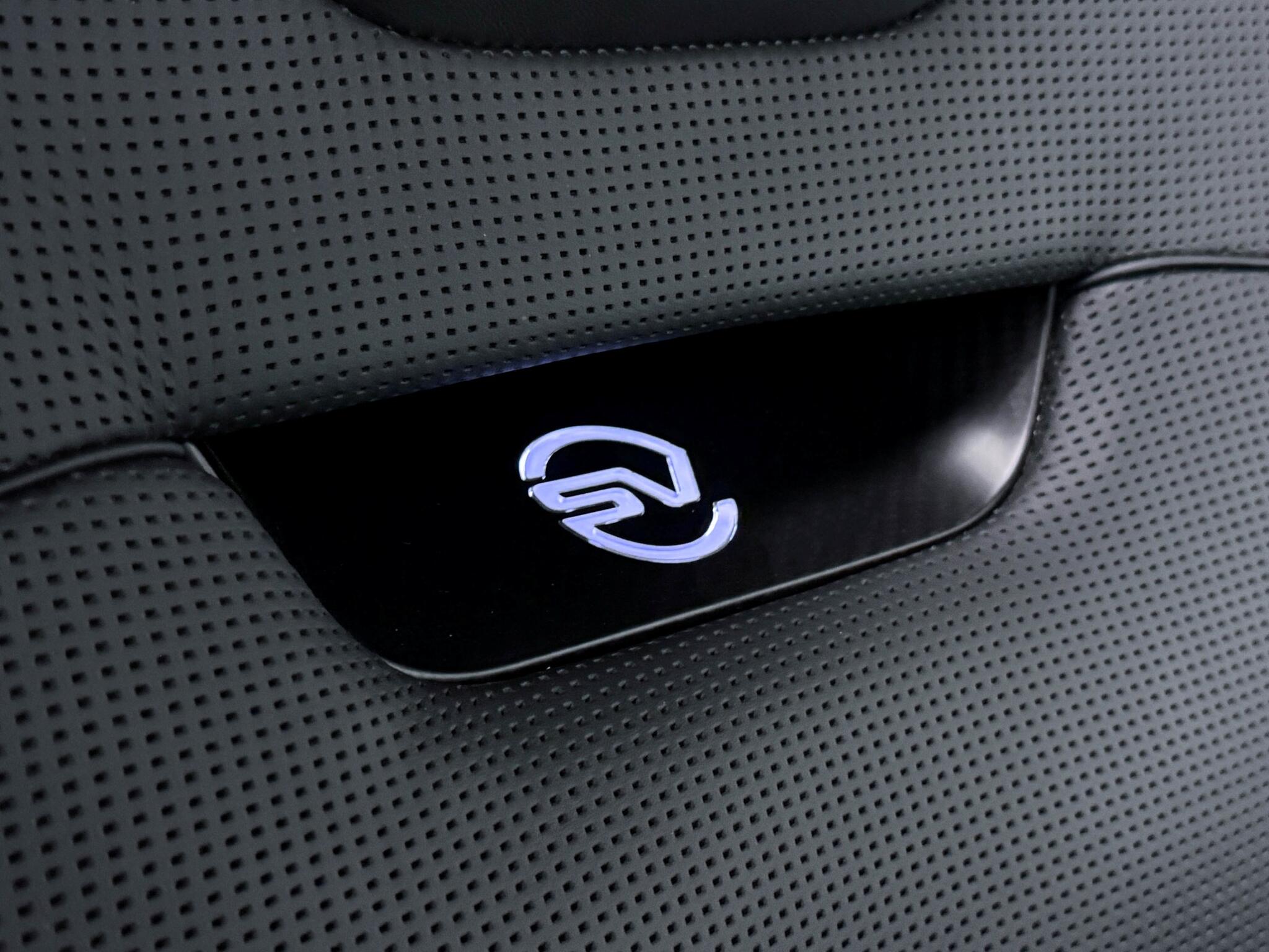 Land Rover Range Rover Sport view 43