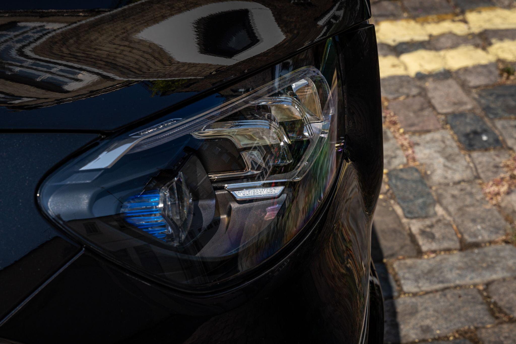 Mercedes-Benz GLS view 34