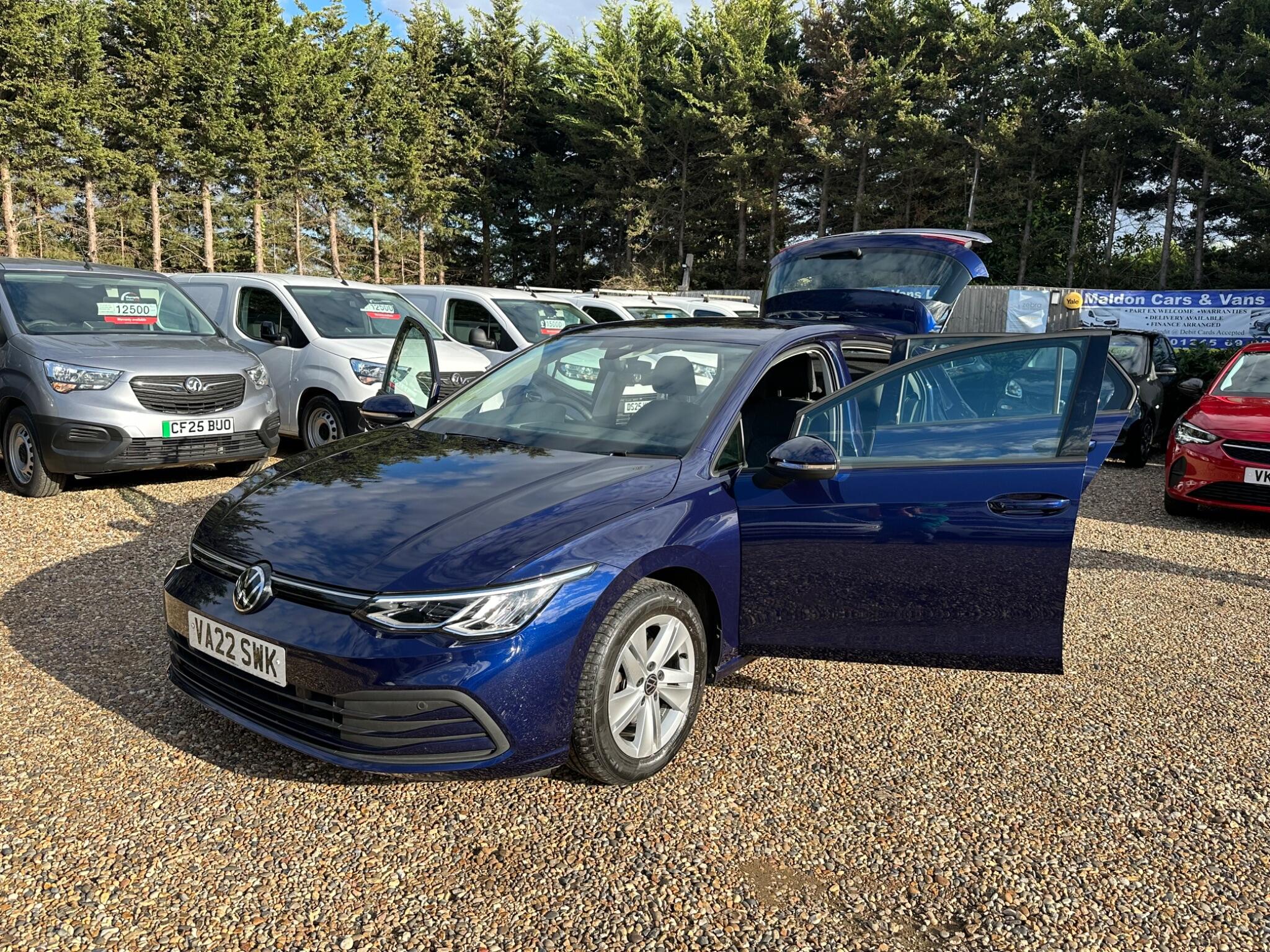 Volkswagen Golf view 20