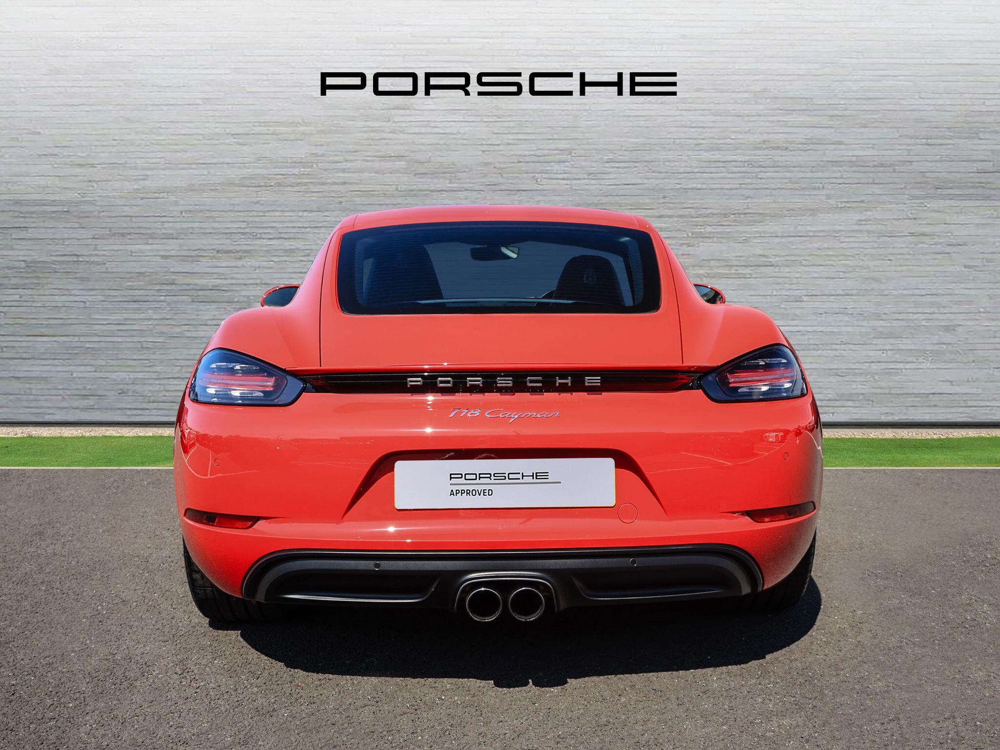 Porsche Cayman view 36