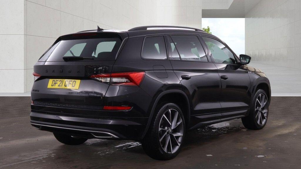 Skoda Kodiaq view 3
